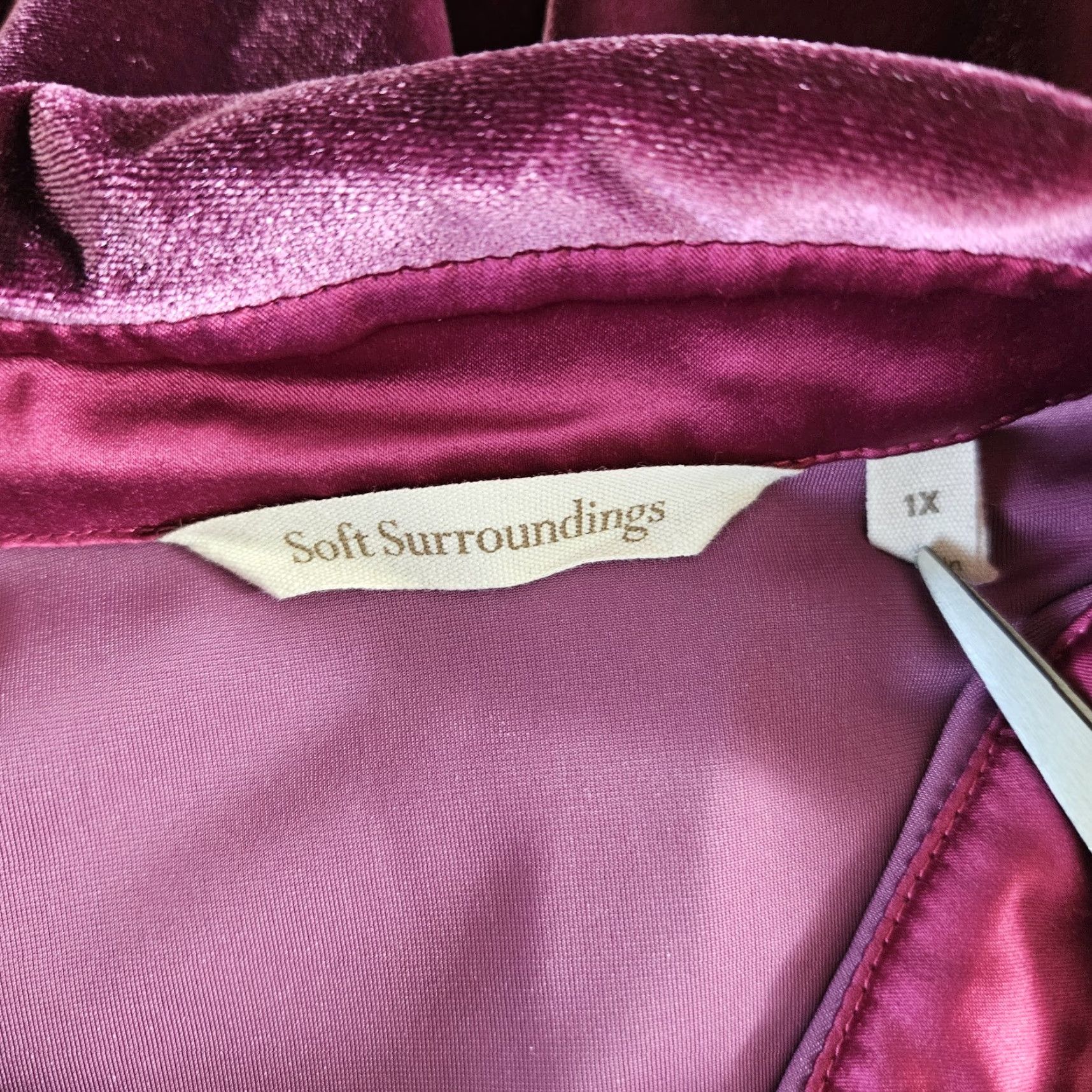 Soft Surroundings Soft Surroundings Velvet Button-Up Top Womens Sz 1X Dark Raspberry Long Sleeve Tunic Size XL / US 12-14 / IT 48-50 - 5 Thumbnail