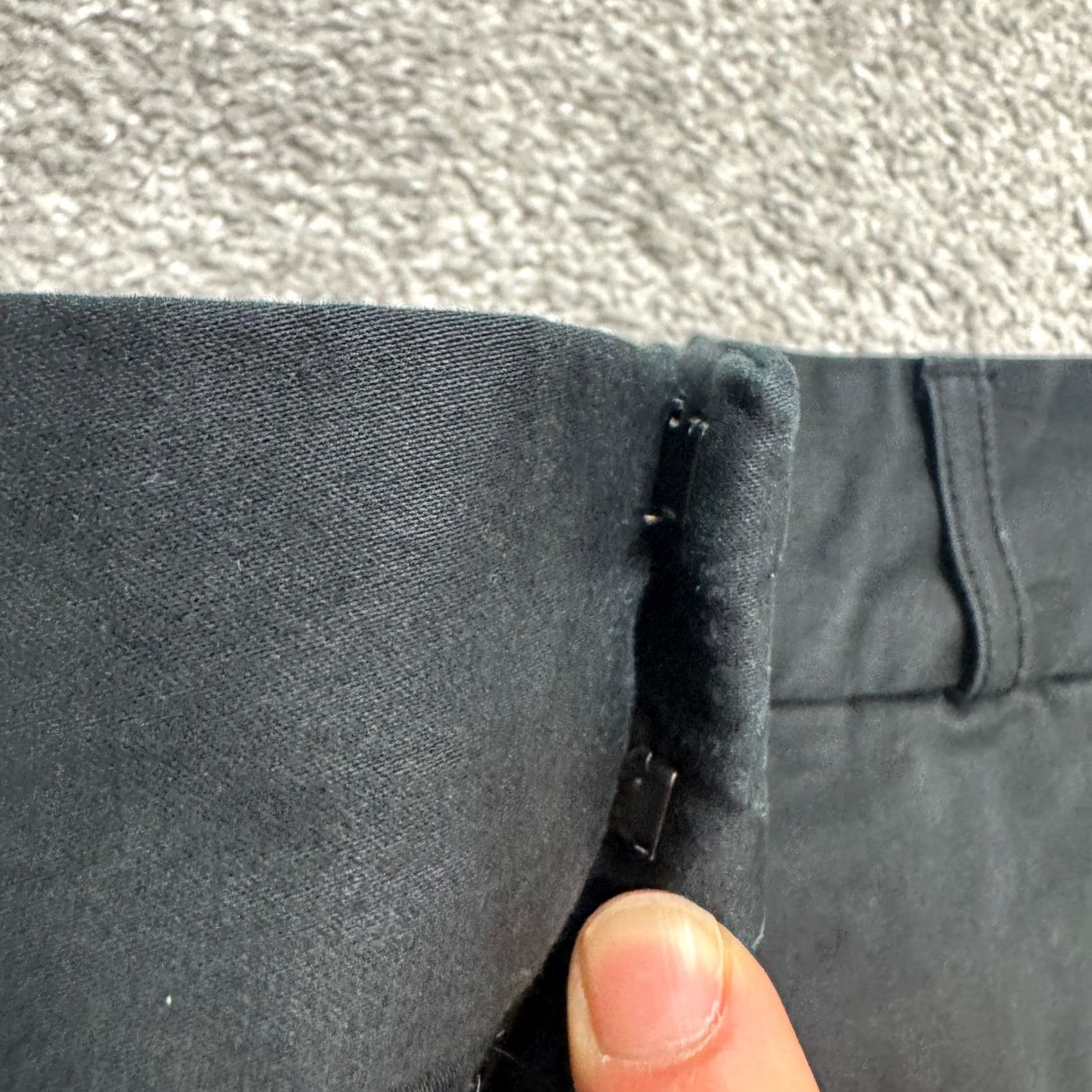 Banana Republic Banana Republic Cropped Pants Womens 10 Black Cotton Stretch Straight Flat Front Button Zip Hook & Eye Size 32" / US 10 / IT 46 - 4 Thumbnail