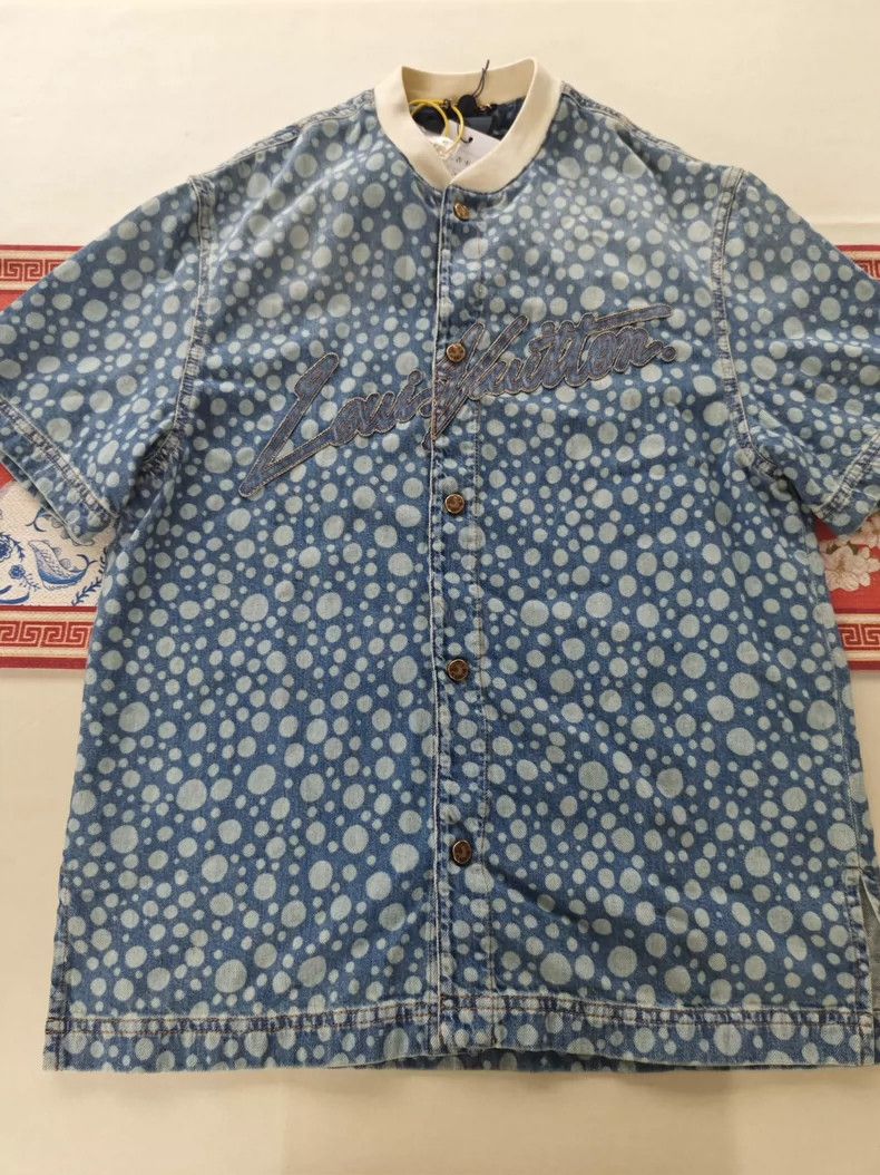Louis Vuitton Louis Vuitton Yayoi Kusama Co-branded Short Sleeve Shirt Size US S / EU 44-46 / 1 - 1 Thumbnail