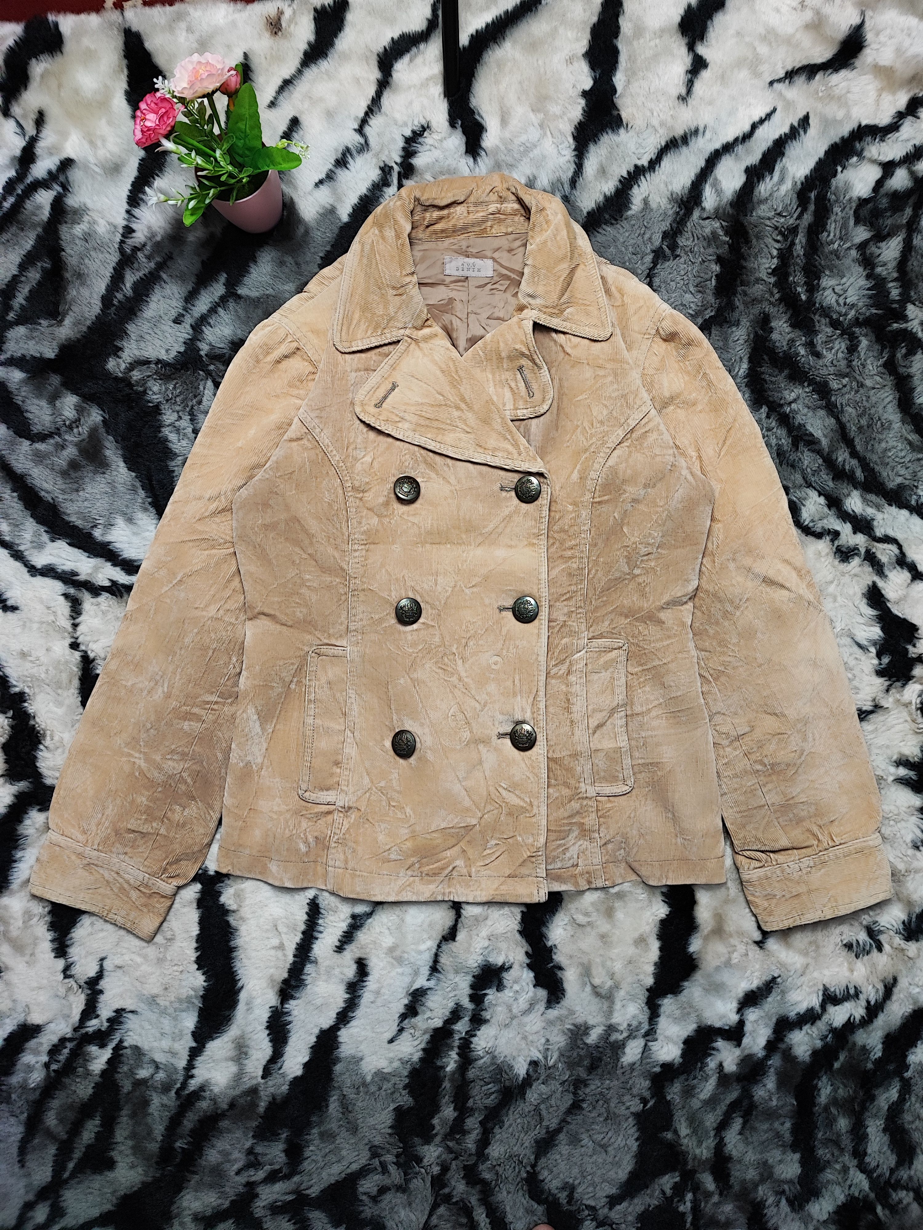 Japanese Brand AVV DENIM JACKET CORDUROY Size M / US 6-8 / IT 42-44 - 2 Thumbnail