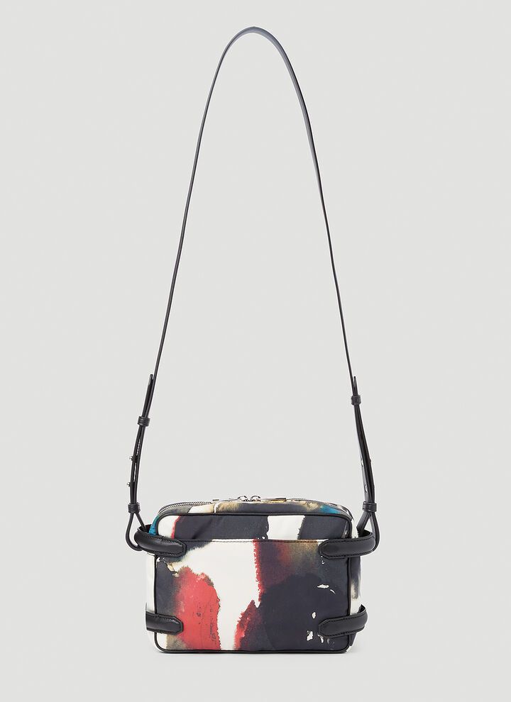 Alexander McQueen o1w1db10725 Size: OS/The Harness Camera Bag in Black Size ONE SIZE - 3 Thumbnail