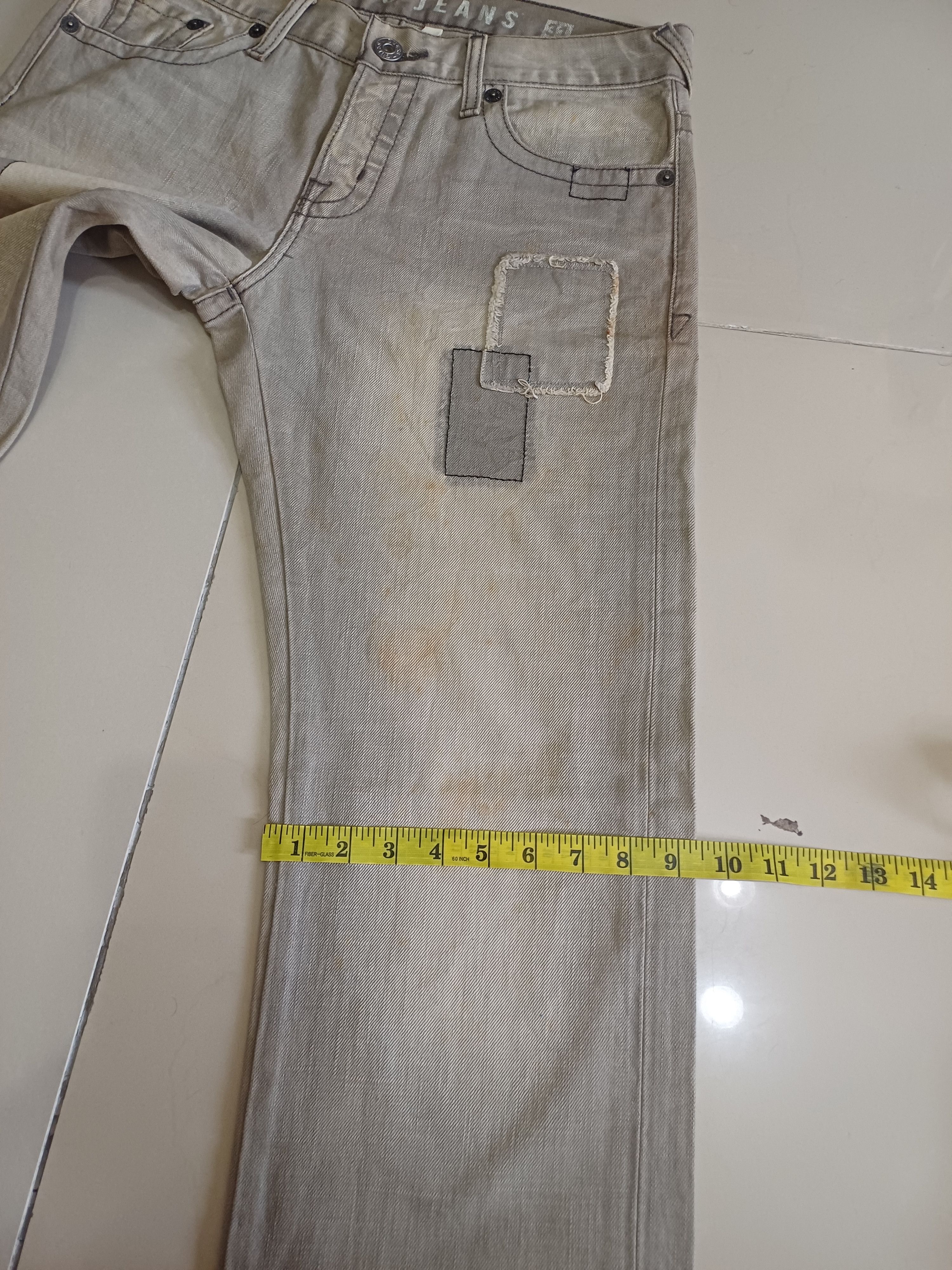 Designer × Guess AWESOME 🔥🔥🔥Distressed GUESS Jeans.. button fly Size US 31 - 16 Thumbnail