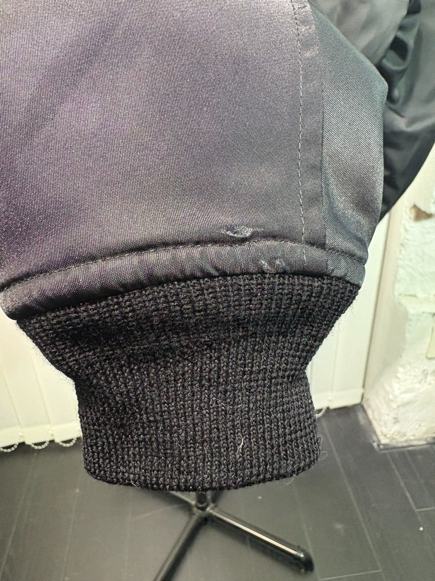 Yohji Yamamoto Yohji Yamamoto 1980s MA-1 Short-Wide Scimitar Sleeve Jacket Size US M / EU 48-50 / 2 - 5 Thumbnail