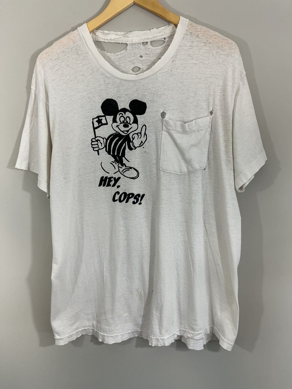 Vintage Single Stitch FUCK YOU Mickey Mouse Disney Thrashed Tee Size US L / EU 52-54 / 3 - 1 Thumbnail