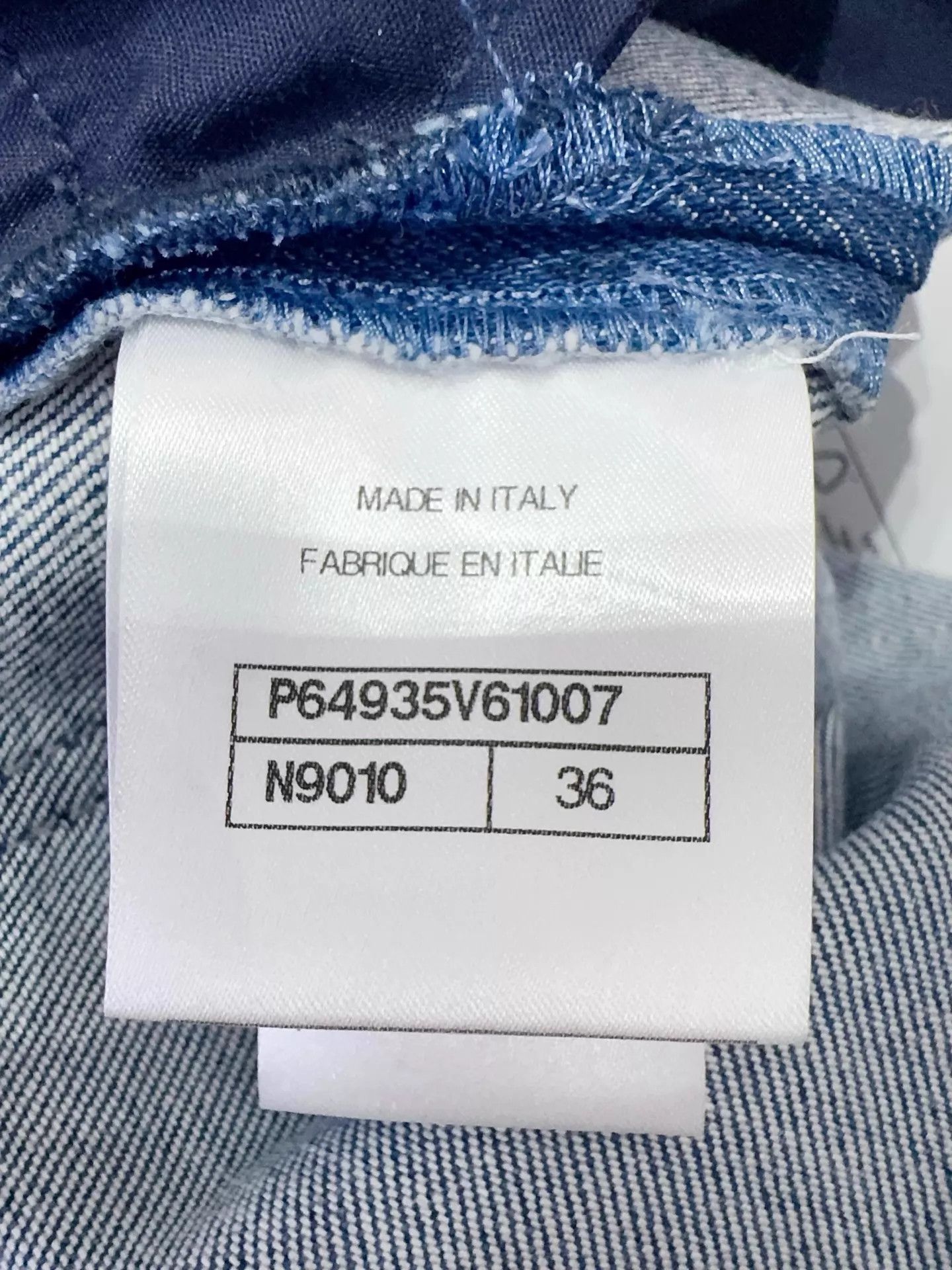 Chanel Chanel Women's CC Slim Fit Jeans Size 36 New Tags Size 26" / US 2 / IT 38 - 7 Thumbnail