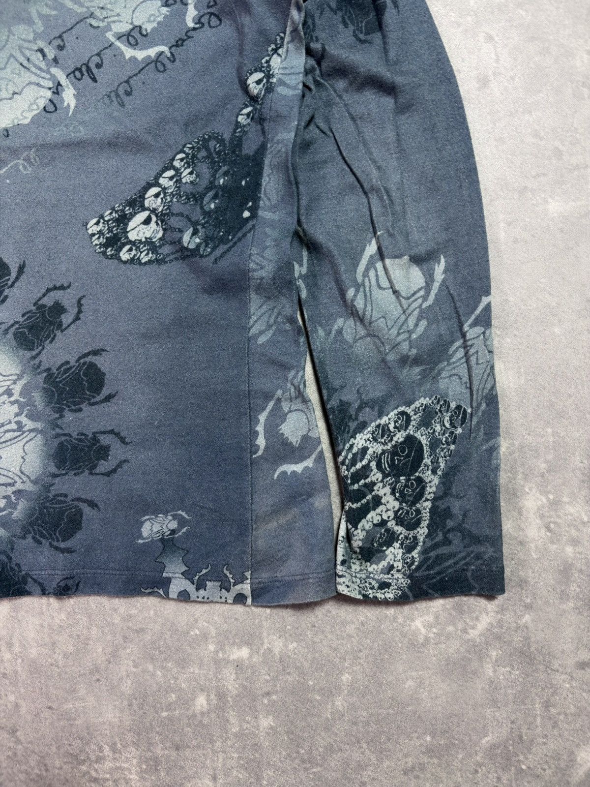 Roberto Cavalli 00s Class Roberto Cavalli Skulls Insects AOP Longsleeve S M Size US M / EU 48-50 / 2 - 14 Thumbnail