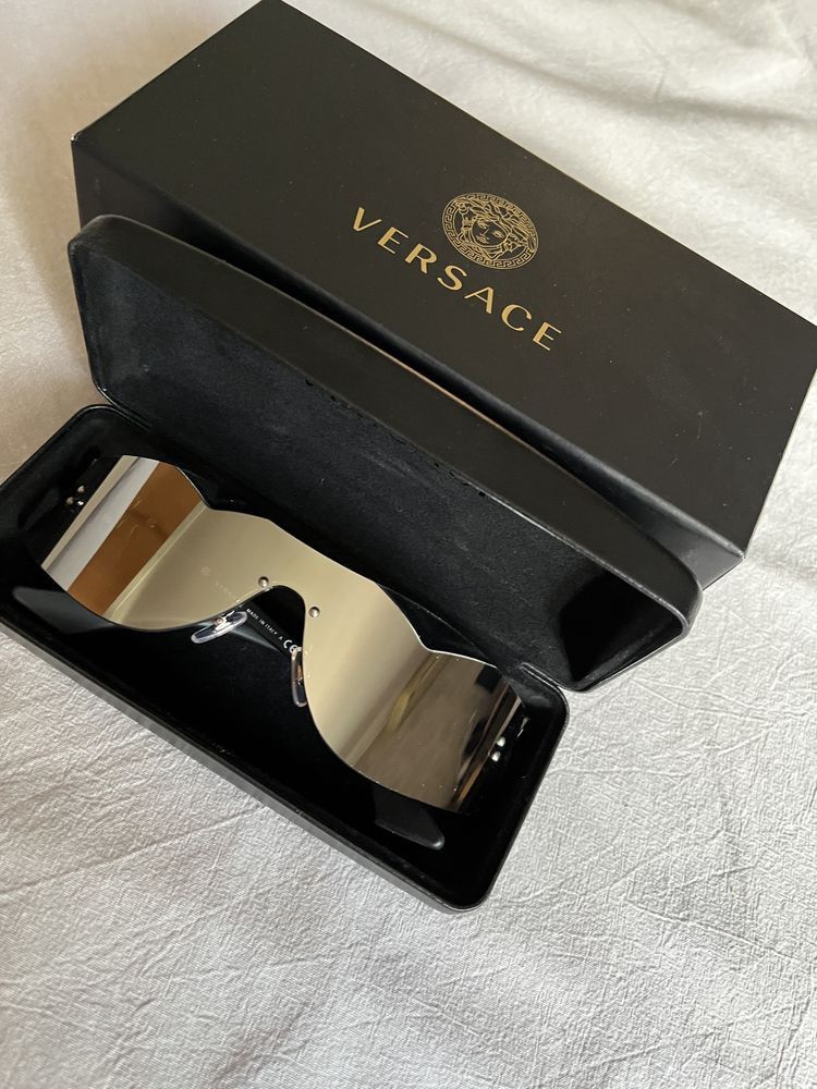 Versace Versace VE 2241 Sunglasses Size ONE SIZE - 1 Thumbnail