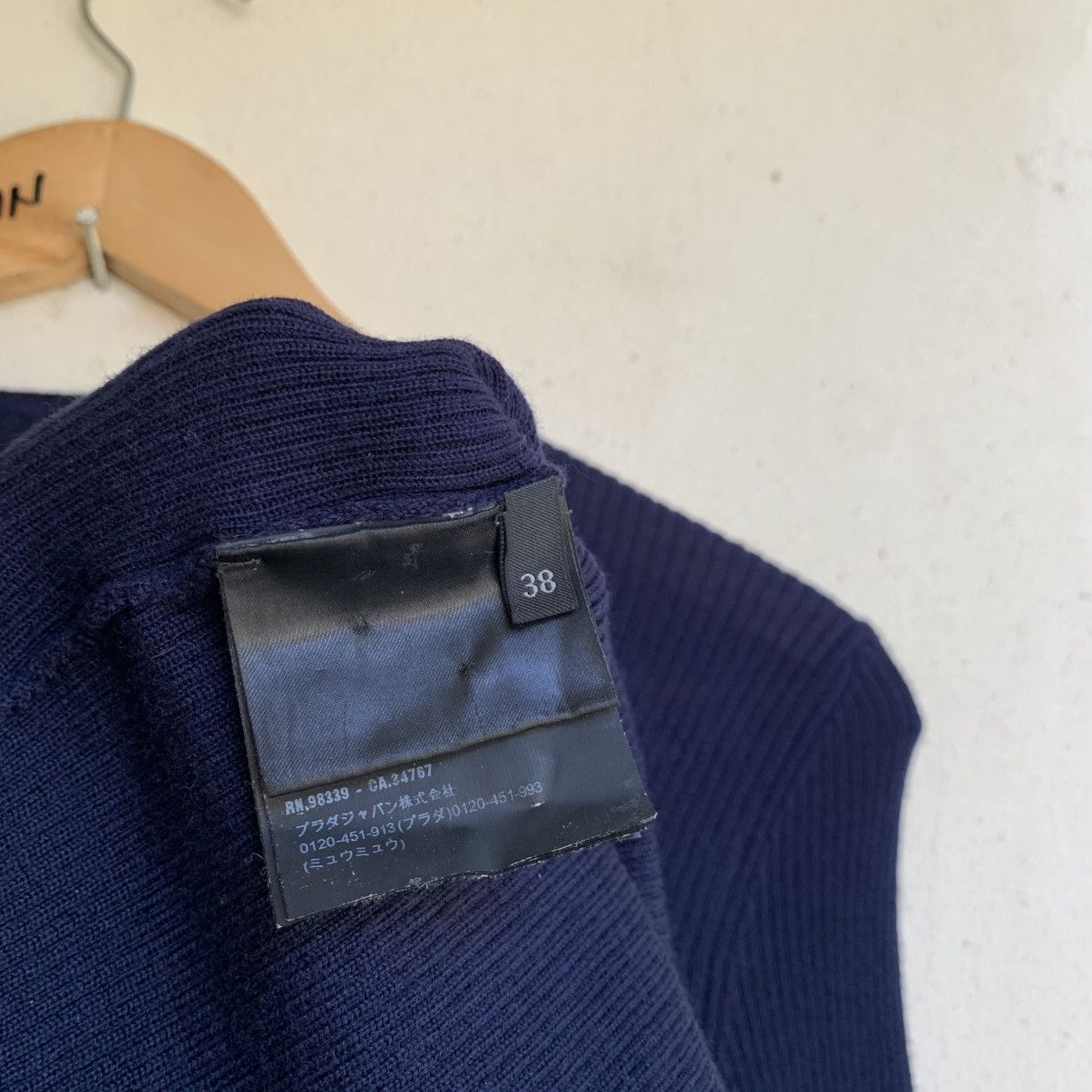 Prada Prada Wool Jumper Knitwear Women Size XS / US 0-2 / IT 36-38 - 7 Thumbnail