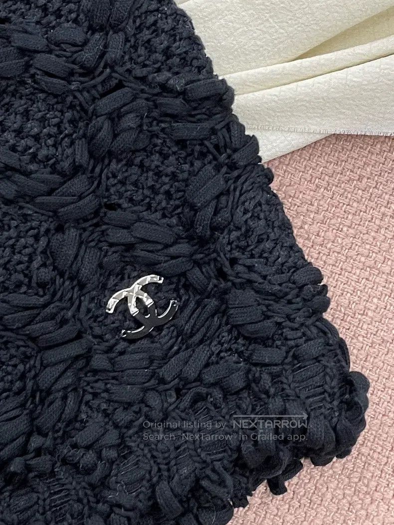 Chanel Chanel 25P black three-dimensional crochet woven suspender Size XS / US 0-2 / IT 36-38 - 2 Thumbnail
