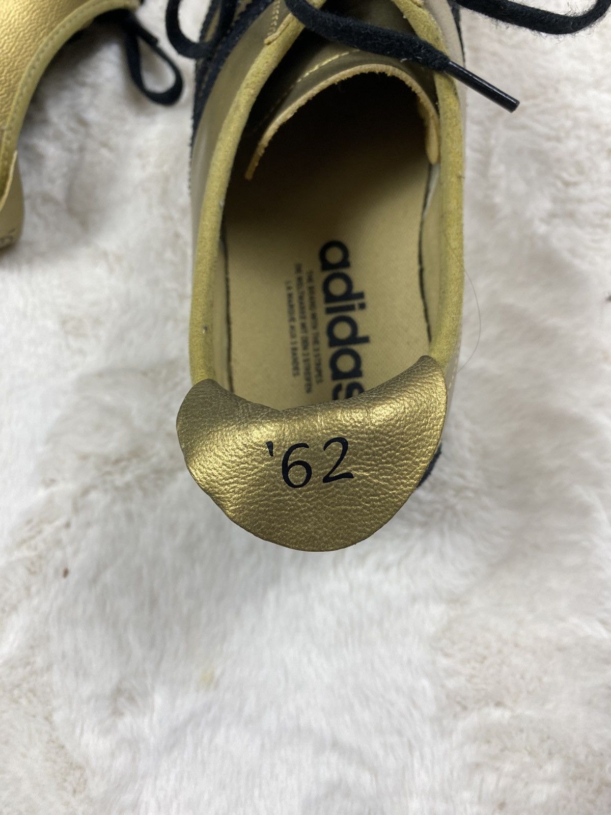 Adidas Rare Adidas Special Gold Edition – Vintage Vibes Only Size US 11 / EU 44 - 8 Thumbnail