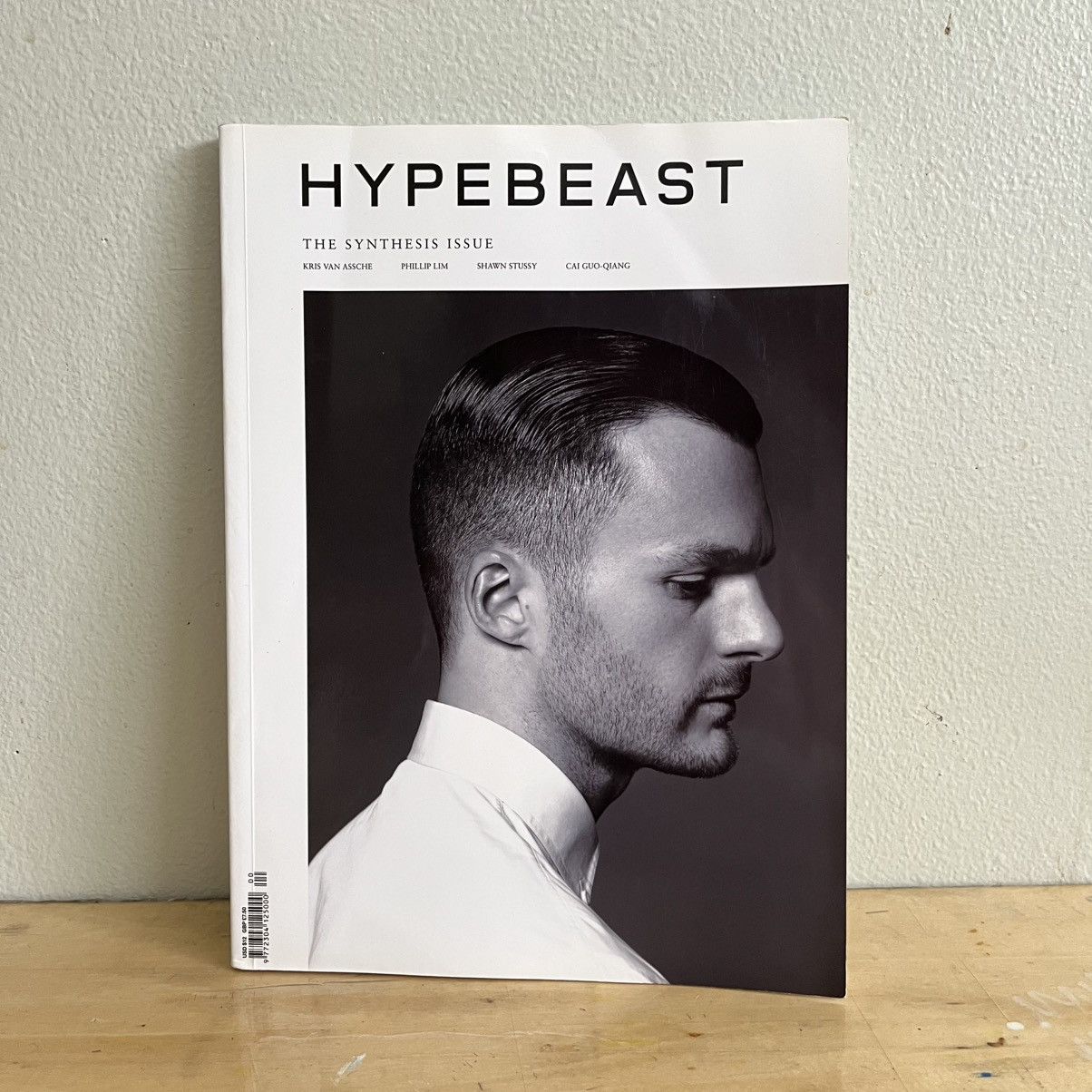 Hypebeast Issue 1: The Synthesis Issue Size ONE SIZE - 2 Thumbnail