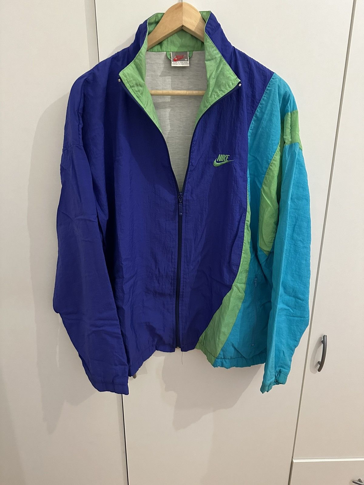 Nike Nike Jacket Windbreaker Size M Vintage Jacke Retro Size US M / EU 48-50 / 2 - 1 Thumbnail