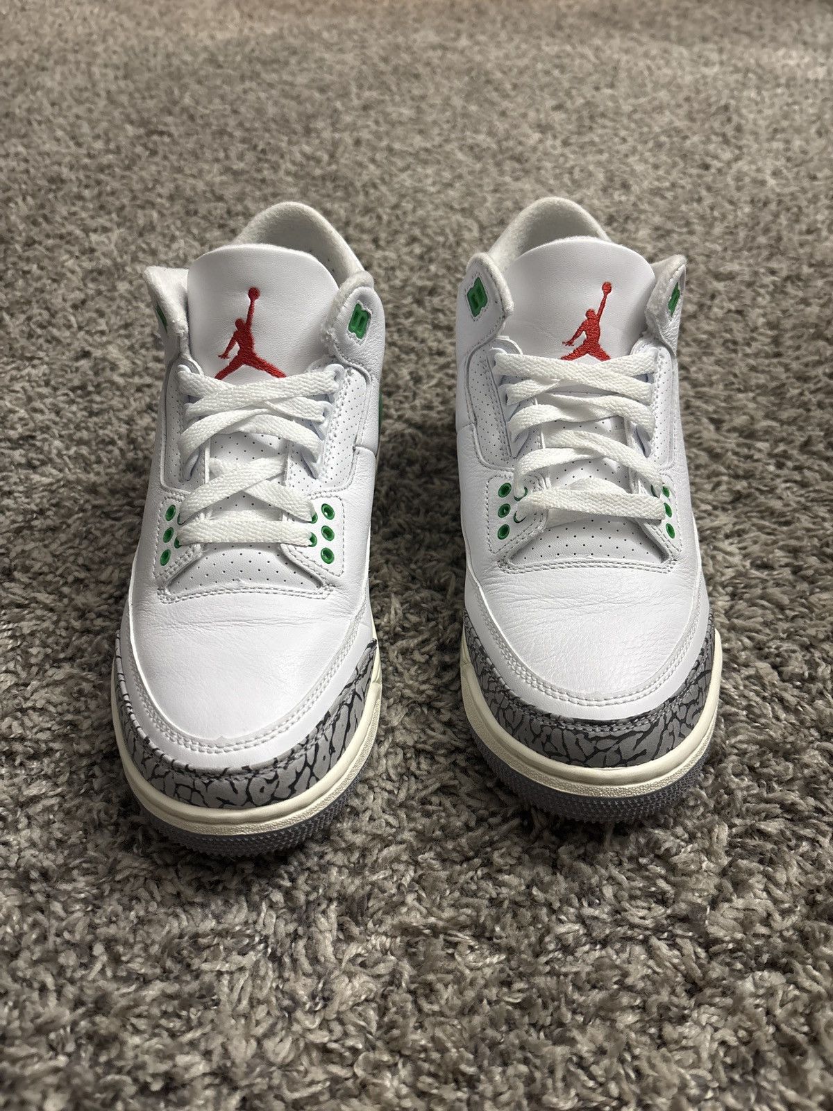 Jordan Brand Wmns Air Jordan 3 Retro 'Lucky Green' Size US 8 / IT 38 - 3 Thumbnail