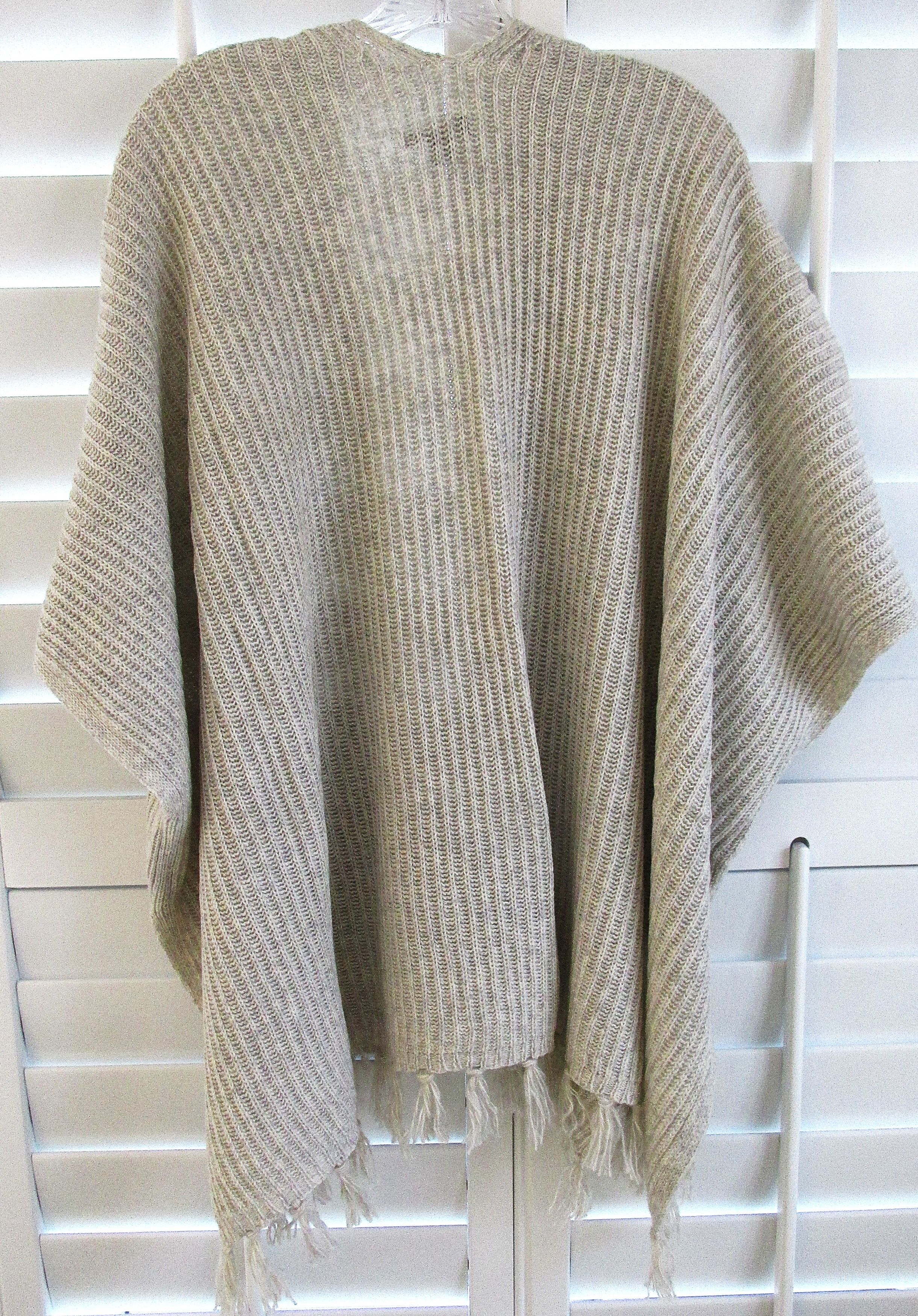 American Eagle Outfitters American Eagle (NWT) Women's Open Front Poncho Size ONE SIZE - 2 Thumbnail