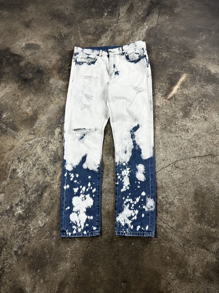 Gucci 2017 Resort Gucci Bleach Splattered Jeans Alessandro Michele Size US 32 / EU 48 - 1 Thumbnail