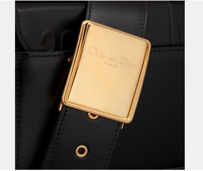 Dior o1w1db10824 Size: OS / Montaigne Box Bag in Black Size ONE SIZE - 5 Thumbnail