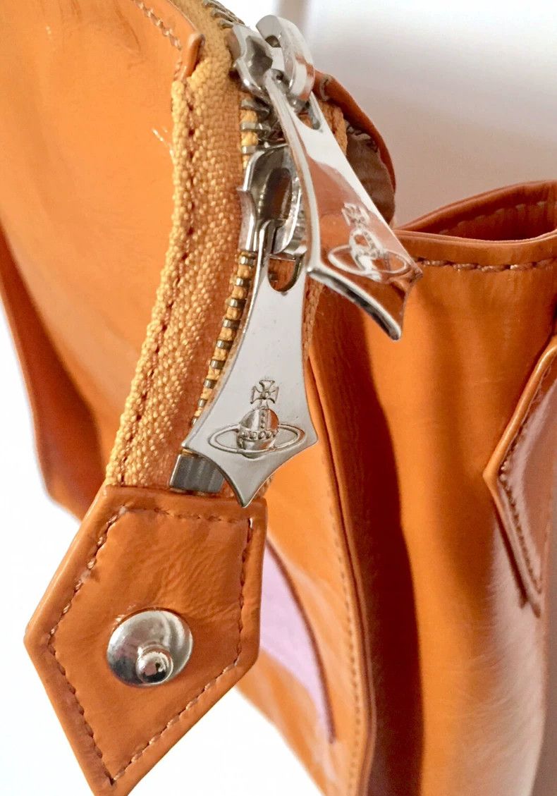 Vivienne Westwood Vivienne Westwood size os Small shoulder bag full of leathe Size ONE SIZE - 4 Thumbnail