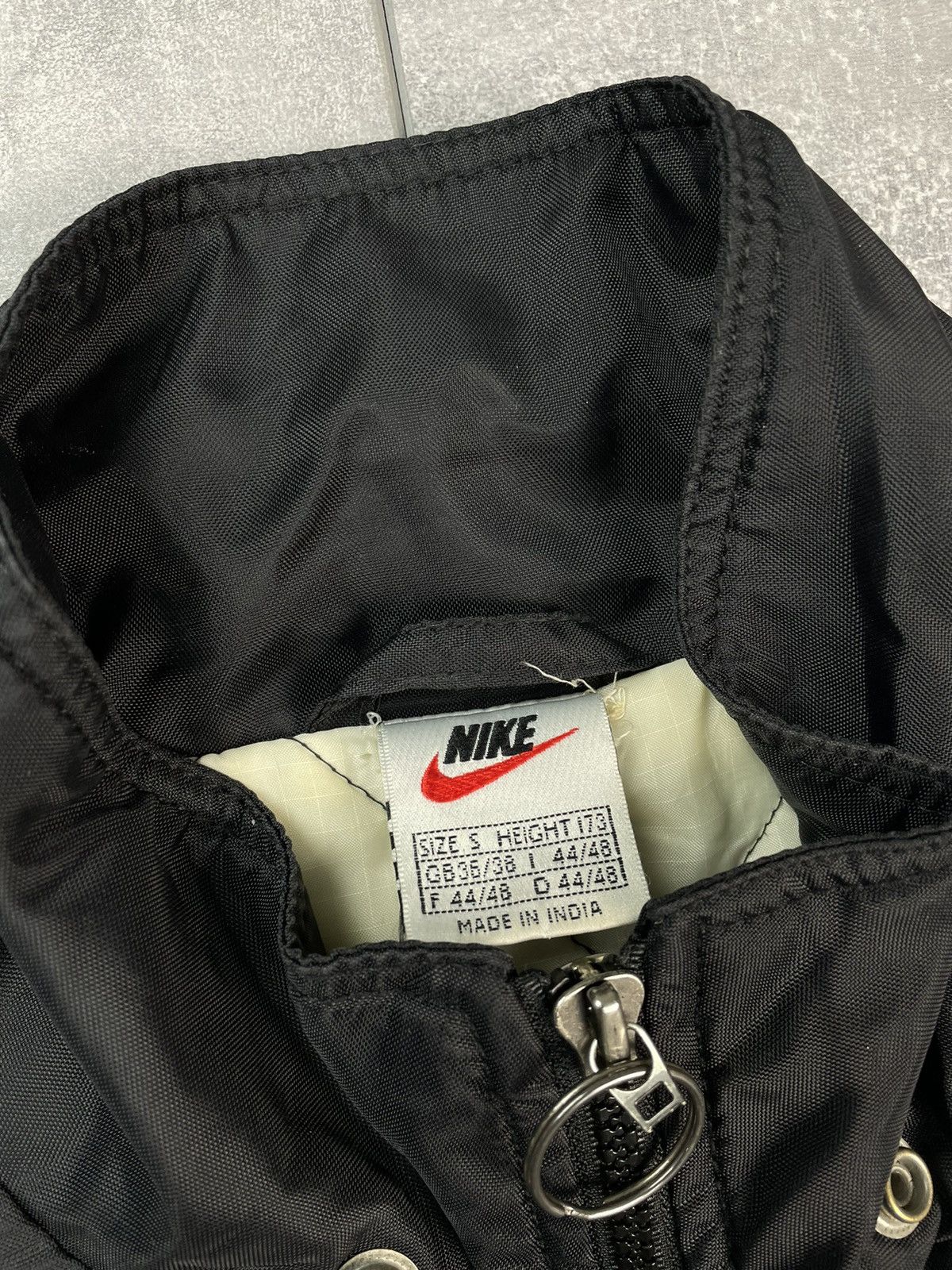 Nike Nike Vintage Jacket Big Logo Swoosh Size US S / EU 44-46 / 1 - 7 Thumbnail