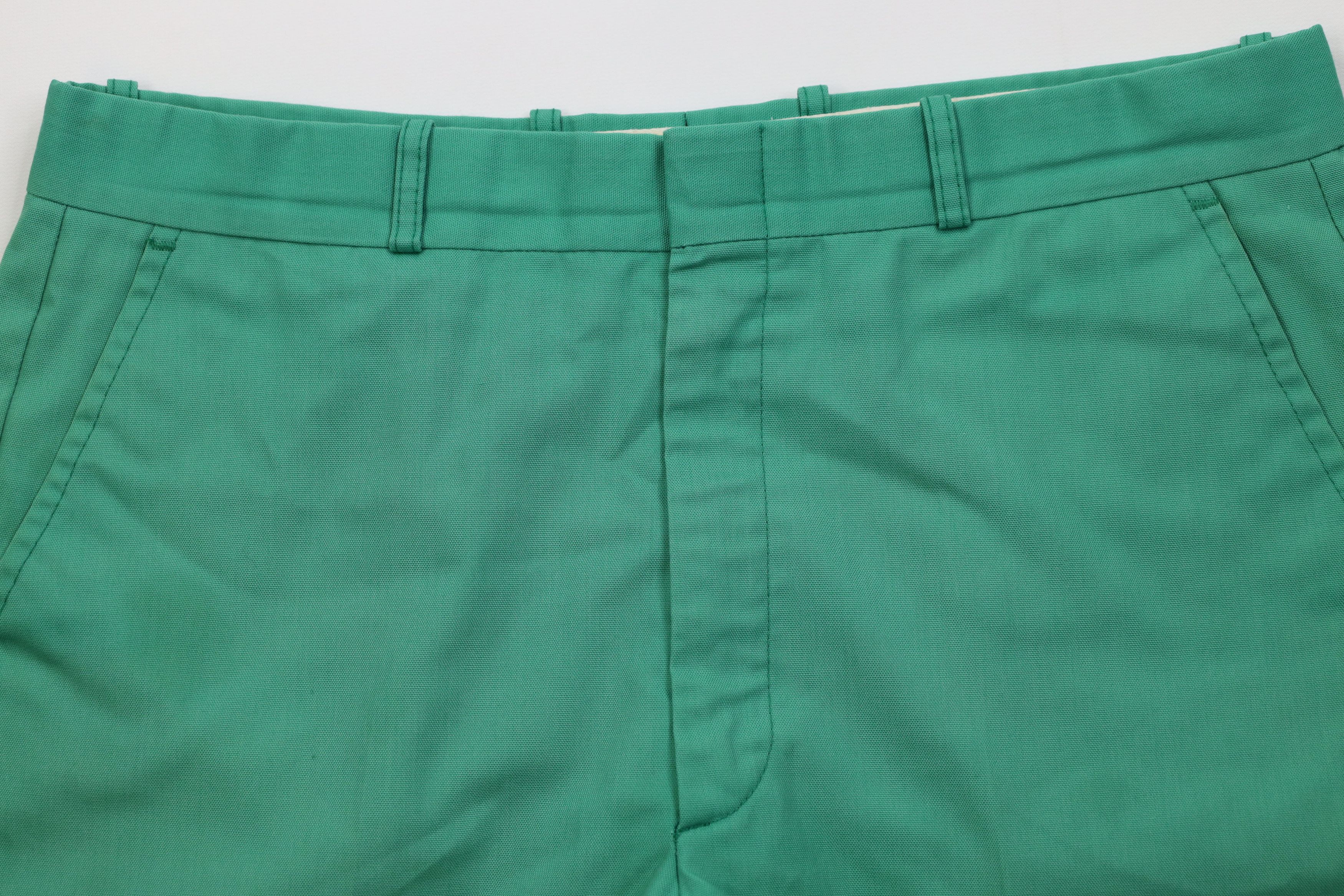 Vintage Vintage 70s Streetwear Above Knee Chino Golf Shorts USA Size US 32 / EU 48 - 2 Thumbnail