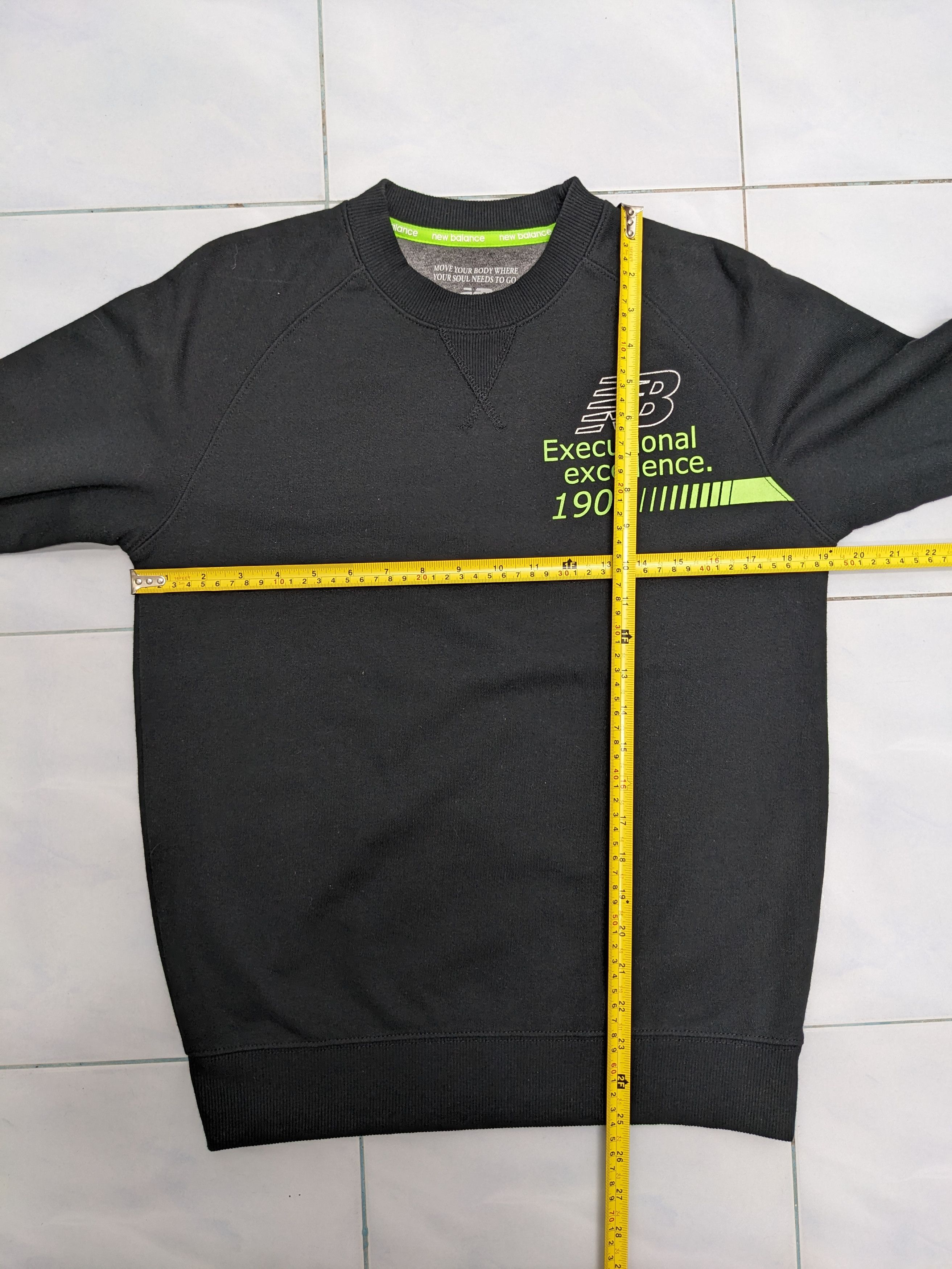 New Balance NEW BALANCE STREETWEAR SWEATSHIRT Size US M / EU 48-50 / 2 - 9 Thumbnail