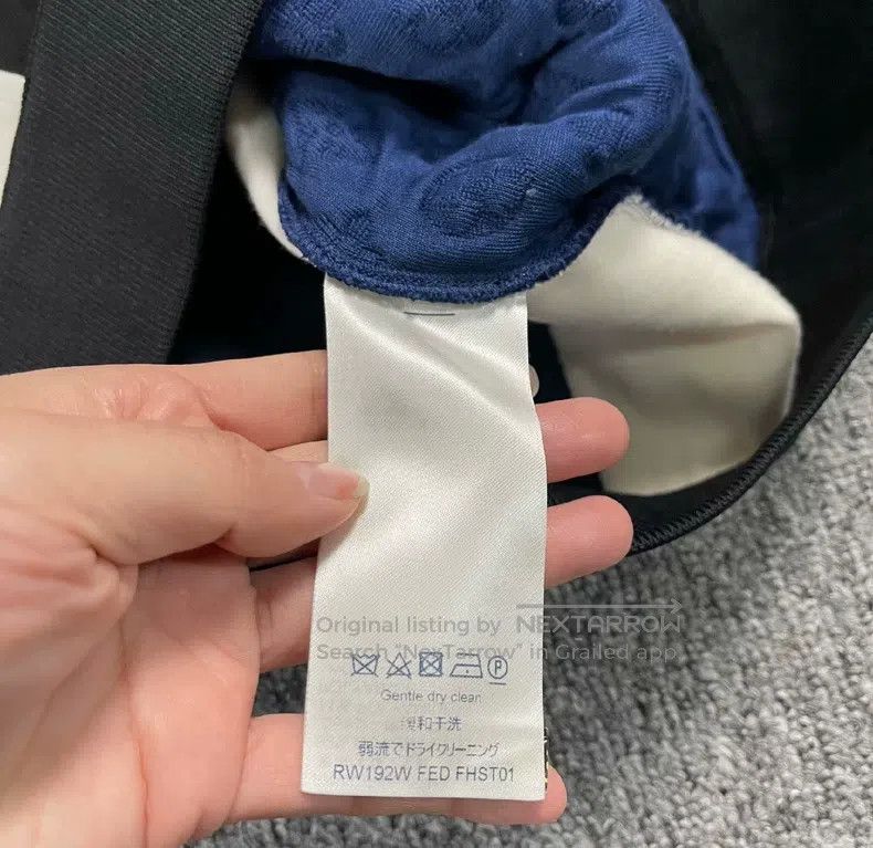 Louis Vuitton Louis Vuitton Color-matching sweatshirt Size US S / EU 44-46 / 1 - 8 Thumbnail