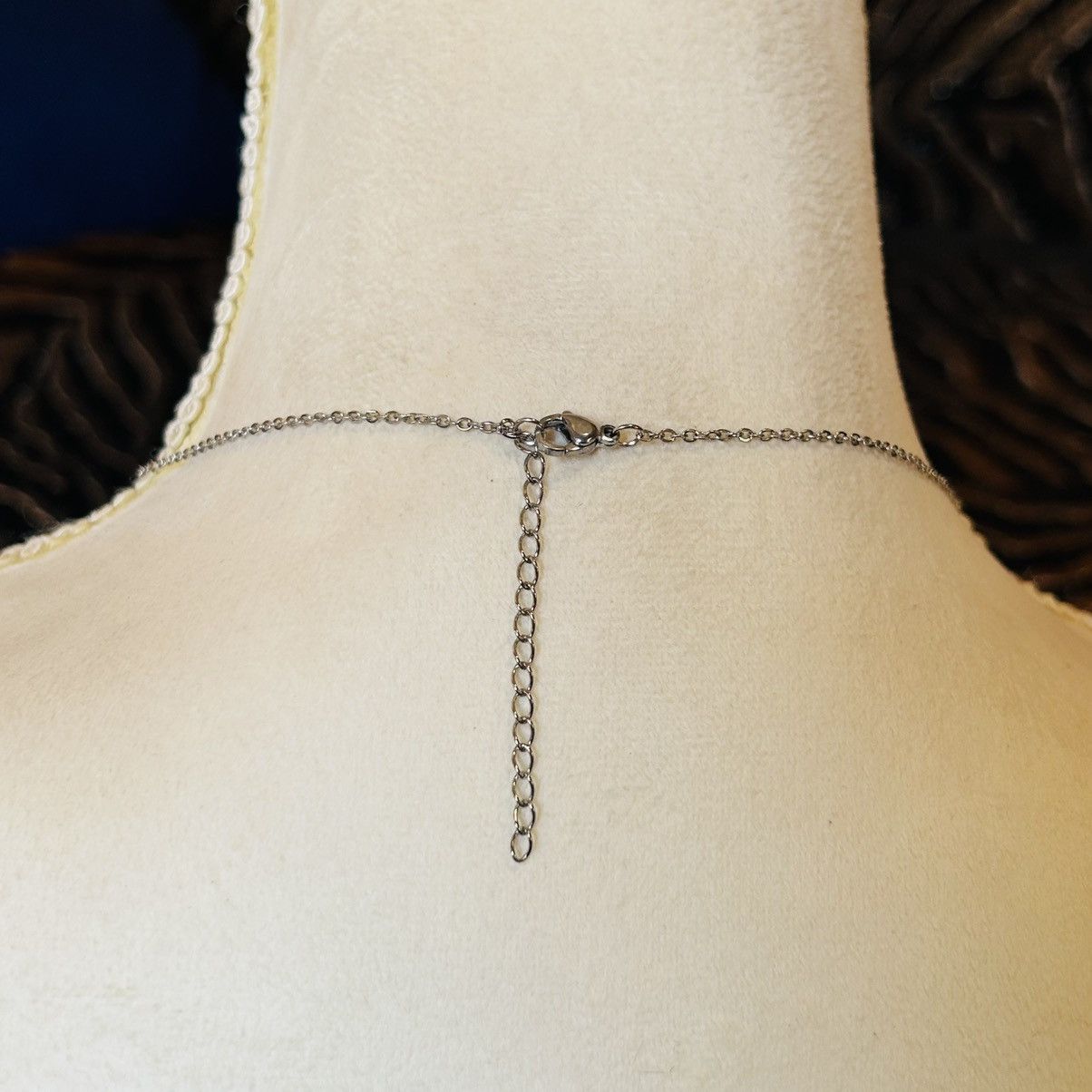 Handmade Handcrafted genuine fresh water pearl pendant necklace Size ONE SIZE - 9 Thumbnail