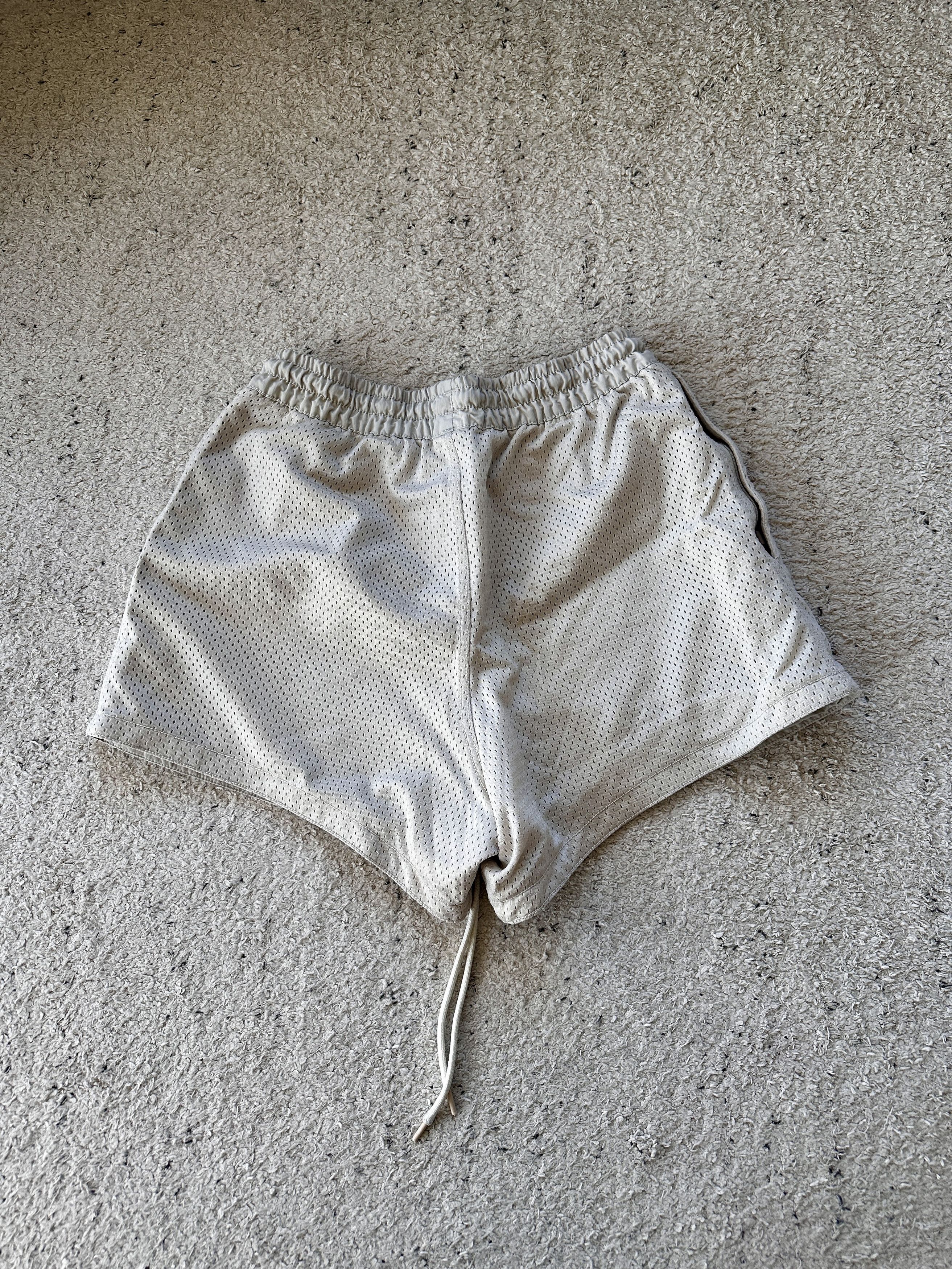 Fear of God × Nike Nike x Fear of God NRG Basketball Shorts (Light Cream) Size US 30 / EU 46 - 6 Thumbnail