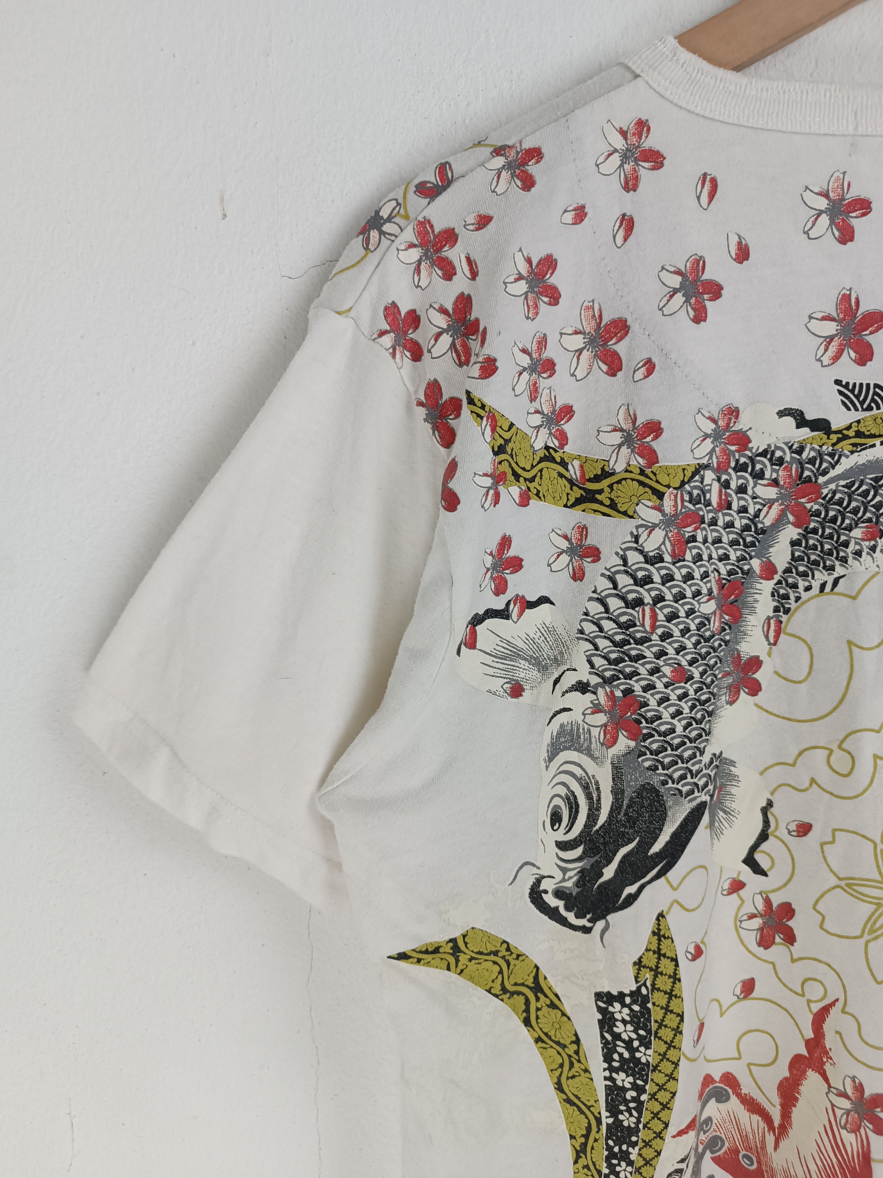 Vintage VINTAGE DRAGON KOI SUKAJAN TATOO JAPANESE TEE VERY RARE Size US L / EU 52-54 / 3 - 5 Thumbnail
