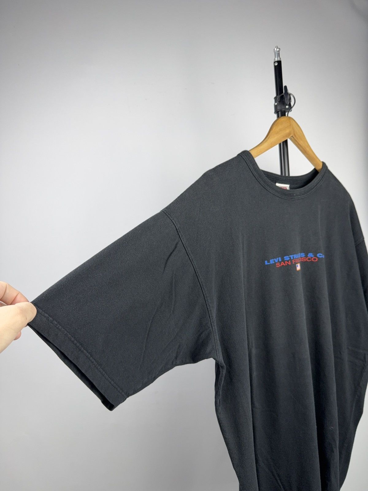 Levi's Vintage Clothing Vintage 90s Levi’s San Francisco Flag Logo T-Shirt Men’s L Size US L / EU 52-54 / 3 - 3 Thumbnail