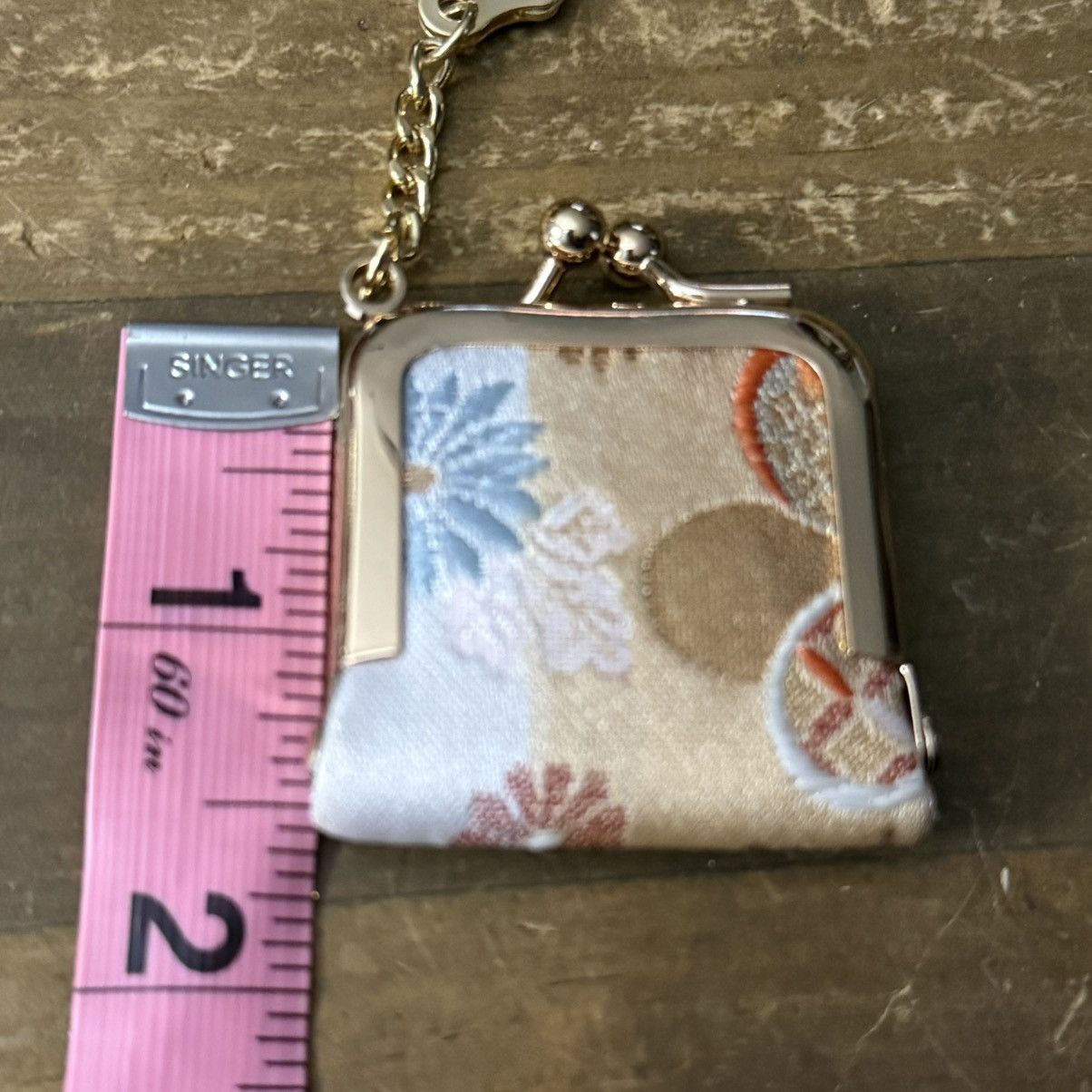 Vintage Vintage Japanese Gamaguchi Chirimen Crape purse keychain Size ONE SIZE - 2 Thumbnail