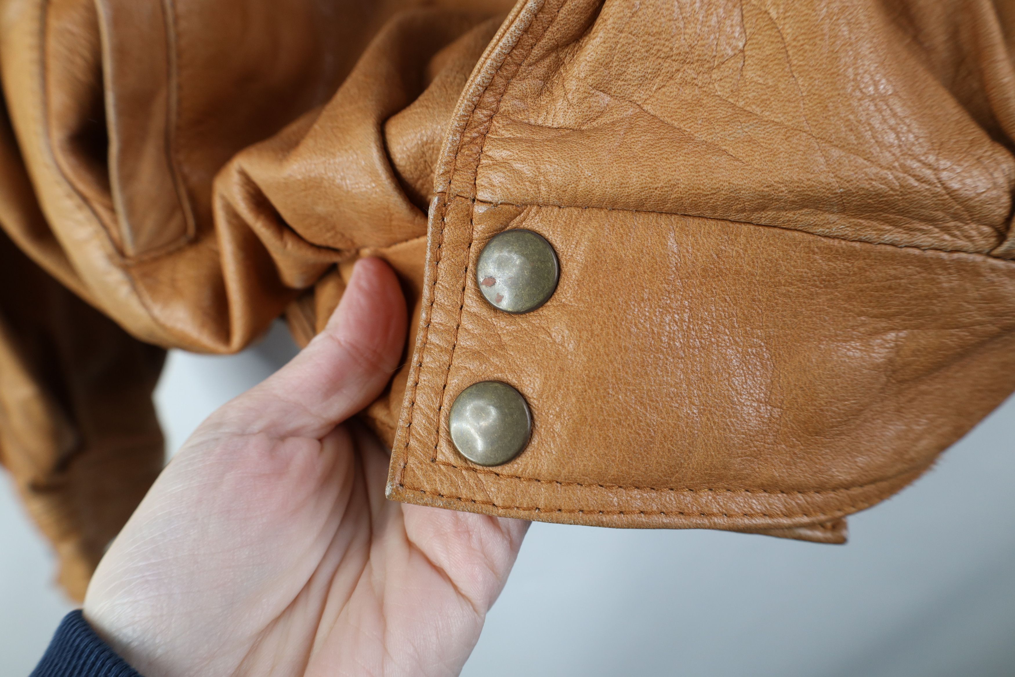 Vintage Vintage 90s Streetwear Collared Button Leather Bomber Jacket Size US S / EU 44-46 / 1 - 7 Thumbnail
