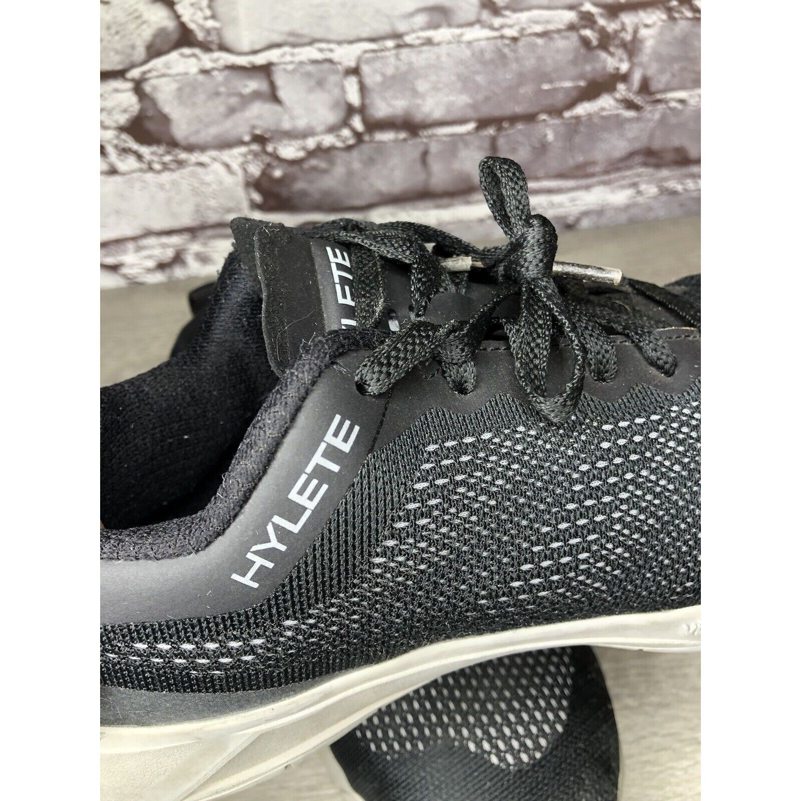 Other Hylete Vibram Circuit Cross Black Lace Up Training Gym Shoes Size US 8 / EU 41 - 15 Thumbnail
