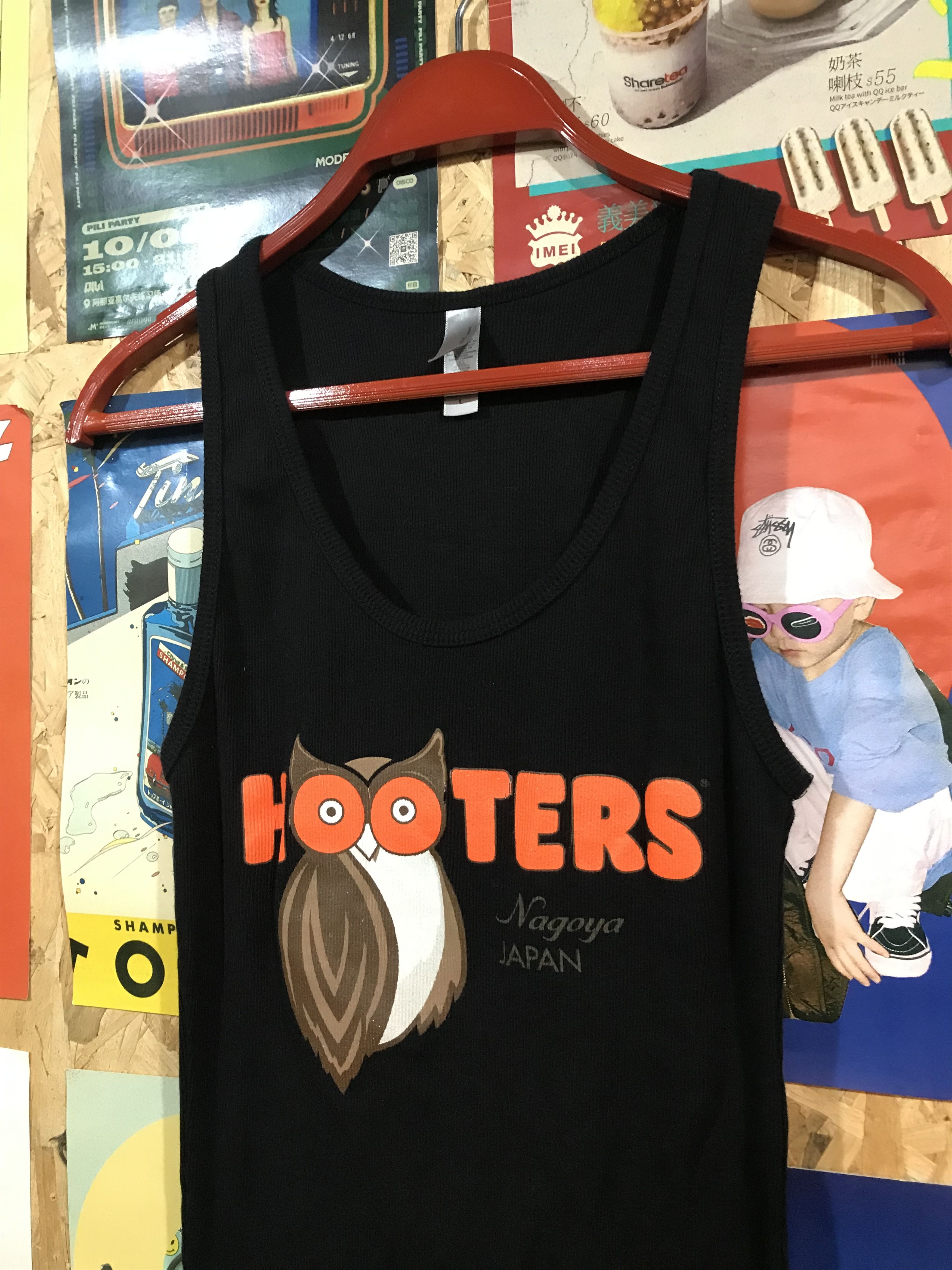 Other Hooters Nagoya Japan Tanktop Size L / US 10 / IT 46 - 1 Thumbnail
