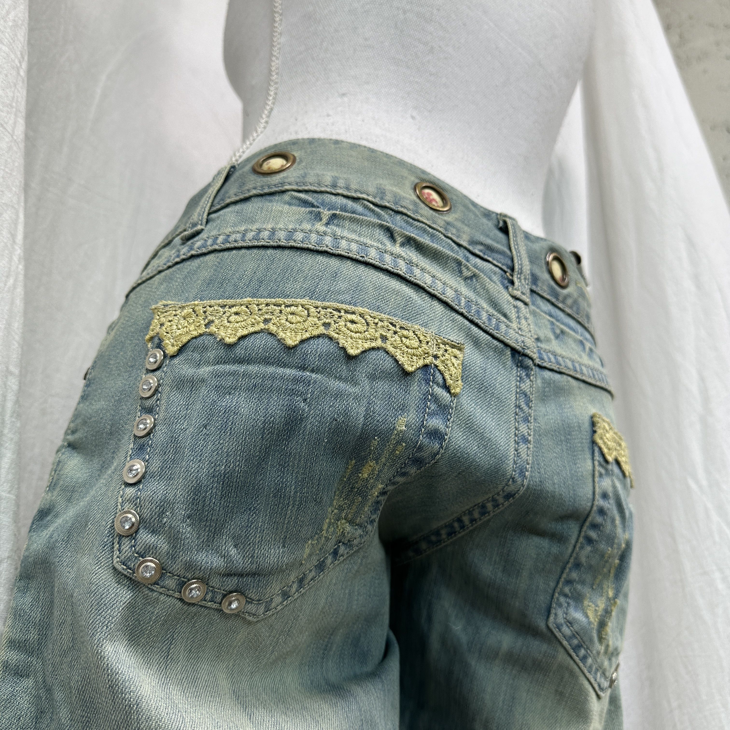 Vintage Vintage Capri Vintage Washed Eyelets Jeans Pants 00s Size 25" / US 0 / IT 36 - 6 Thumbnail