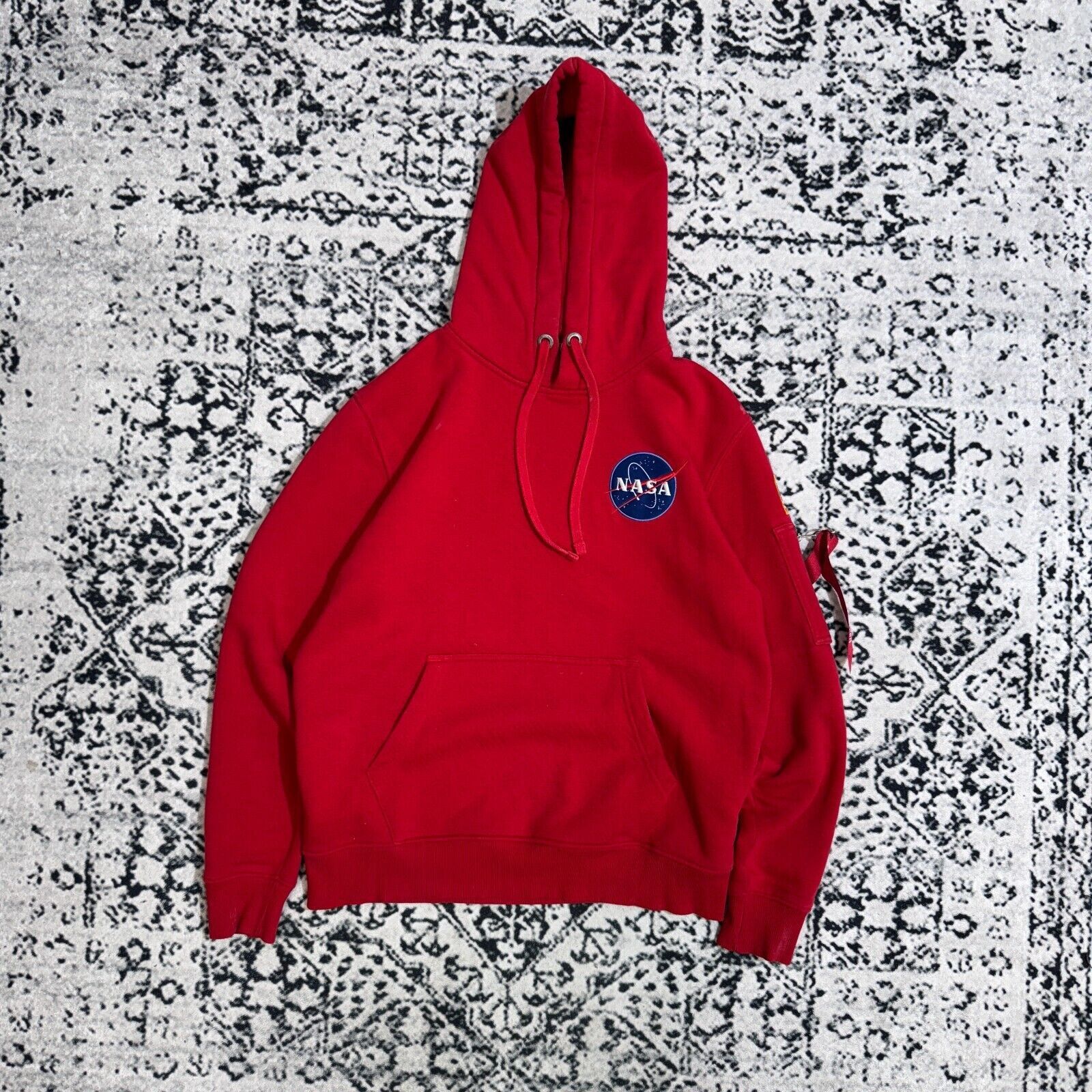 Alpha Industries × Vintage Alpha Industries Red Cotton Hoodie Size L NASA MA-1 Astro Size US L / EU 52-54 / 3 - 1 Thumbnail