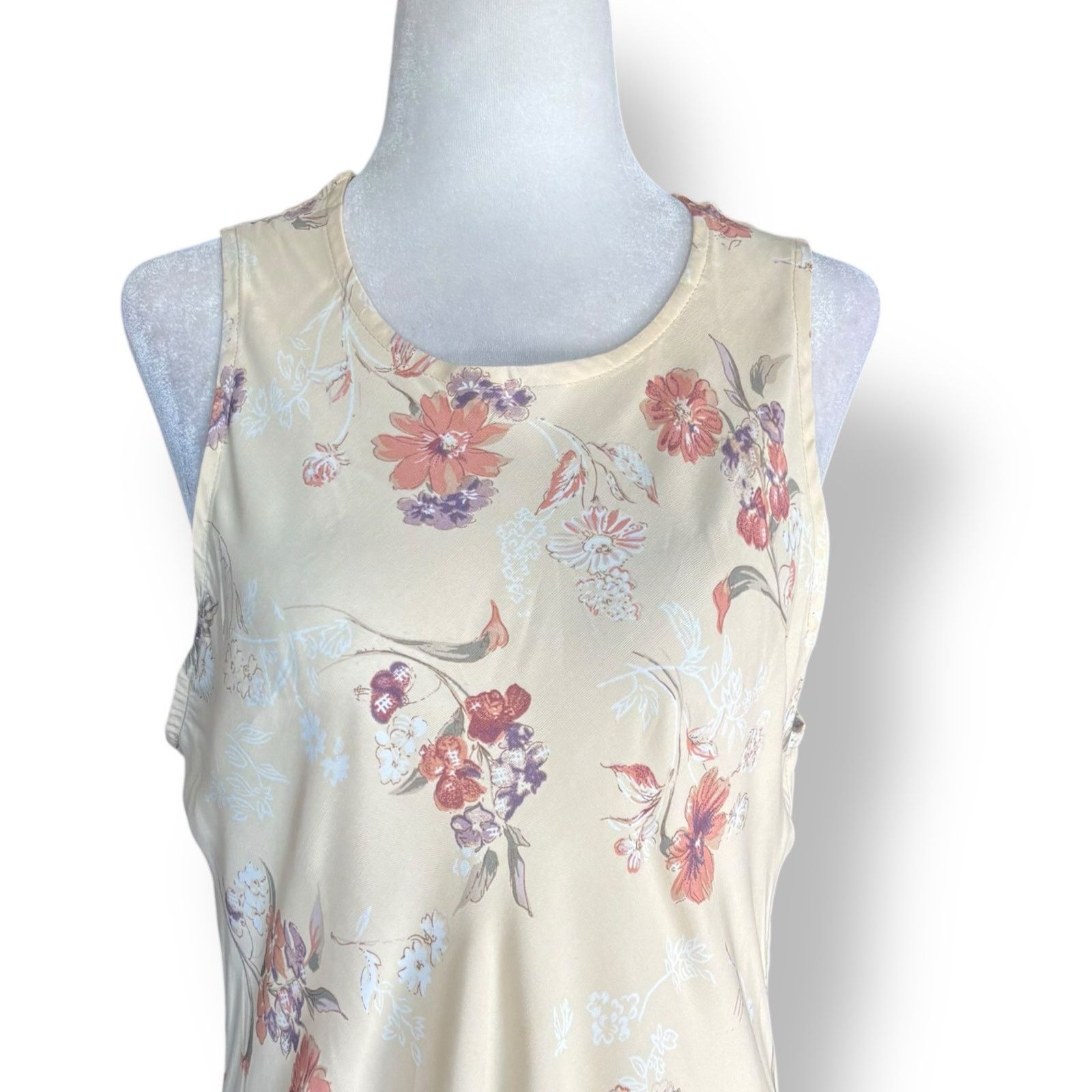 Vintage Vintage 90s Beige White Floral Sleeveless Mini Dress USA Size M / US 6-8 / IT 42-44 - 2 Thumbnail