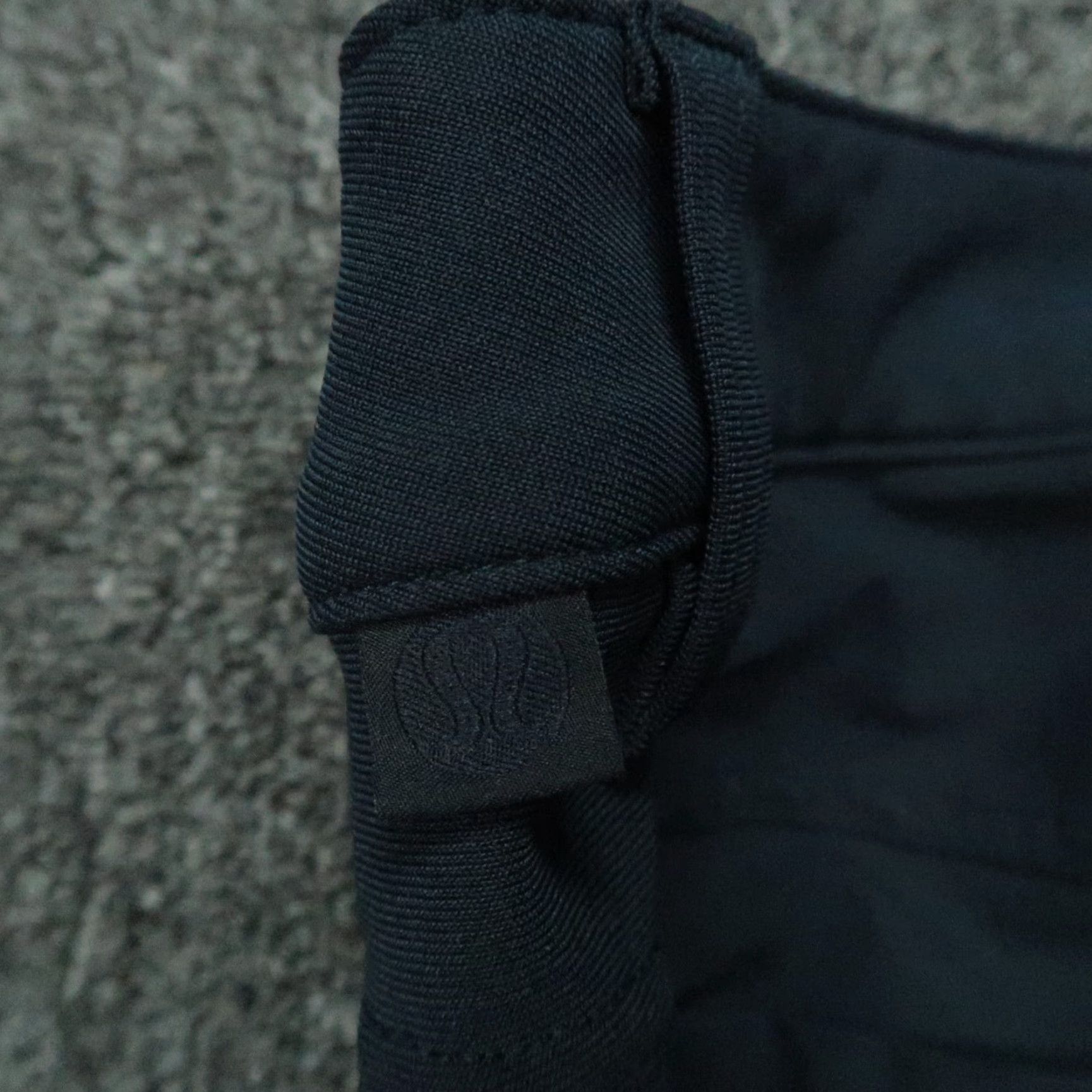 Lululemon Lululemon Pants Men 34x31 Blue ABC Classic Fit Zip Pocket Chino Warpstreme Size US 34 / EU 50 - 5 Thumbnail