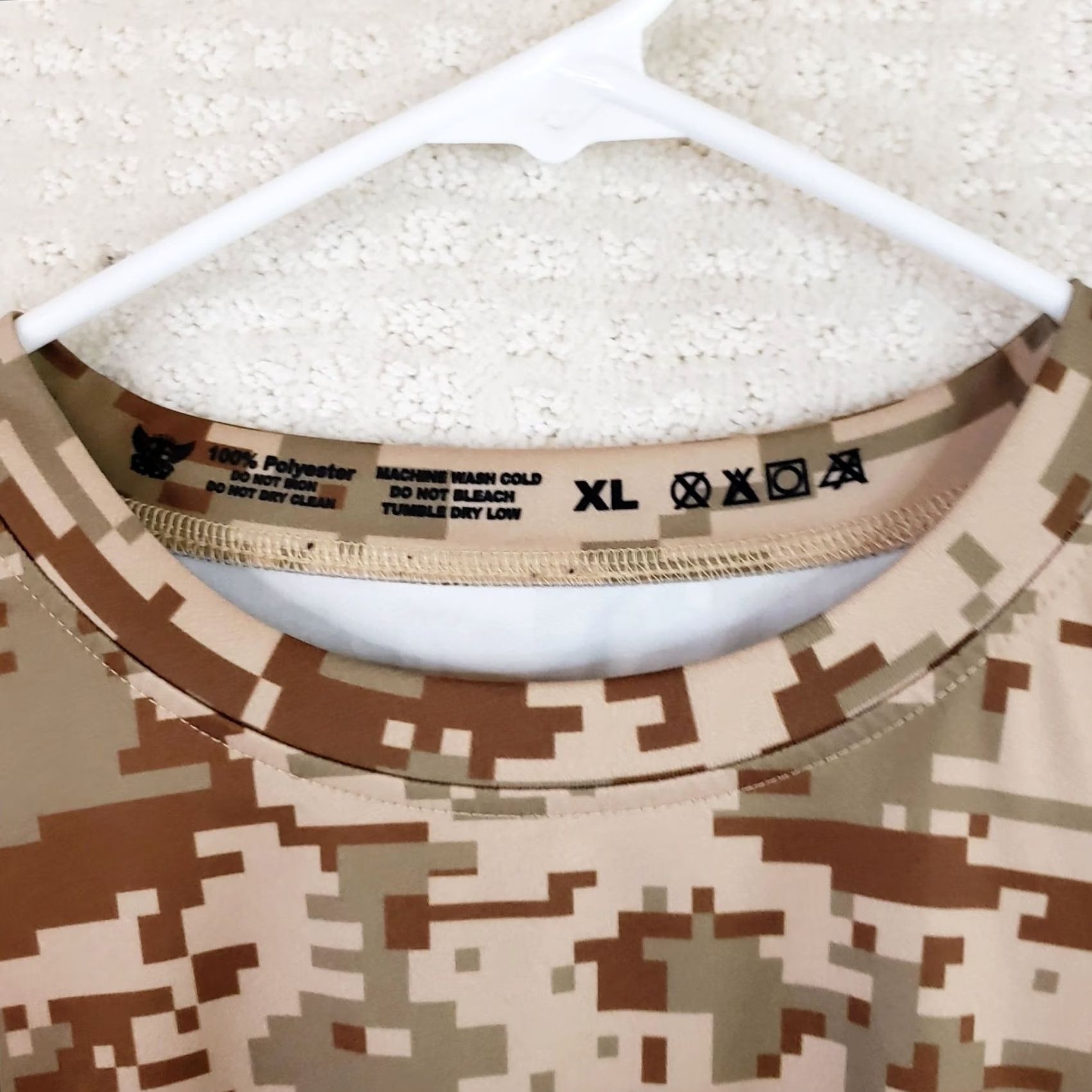 Vintage US Marines T-Shirt Shirt Short Sleeve Digital Desert Camo XL Mens Crew Neck Yuma Eagle Logo Military > Digital Tan Camo Regular Fit Size US XL / EU 56 / 4 - 6 Thumbnail