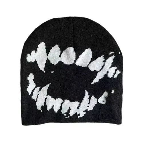 Japanese Brand Vampire Dracula Teeth Pattern Beanie Hat y2k Black Size ONE SIZE - 3 Thumbnail