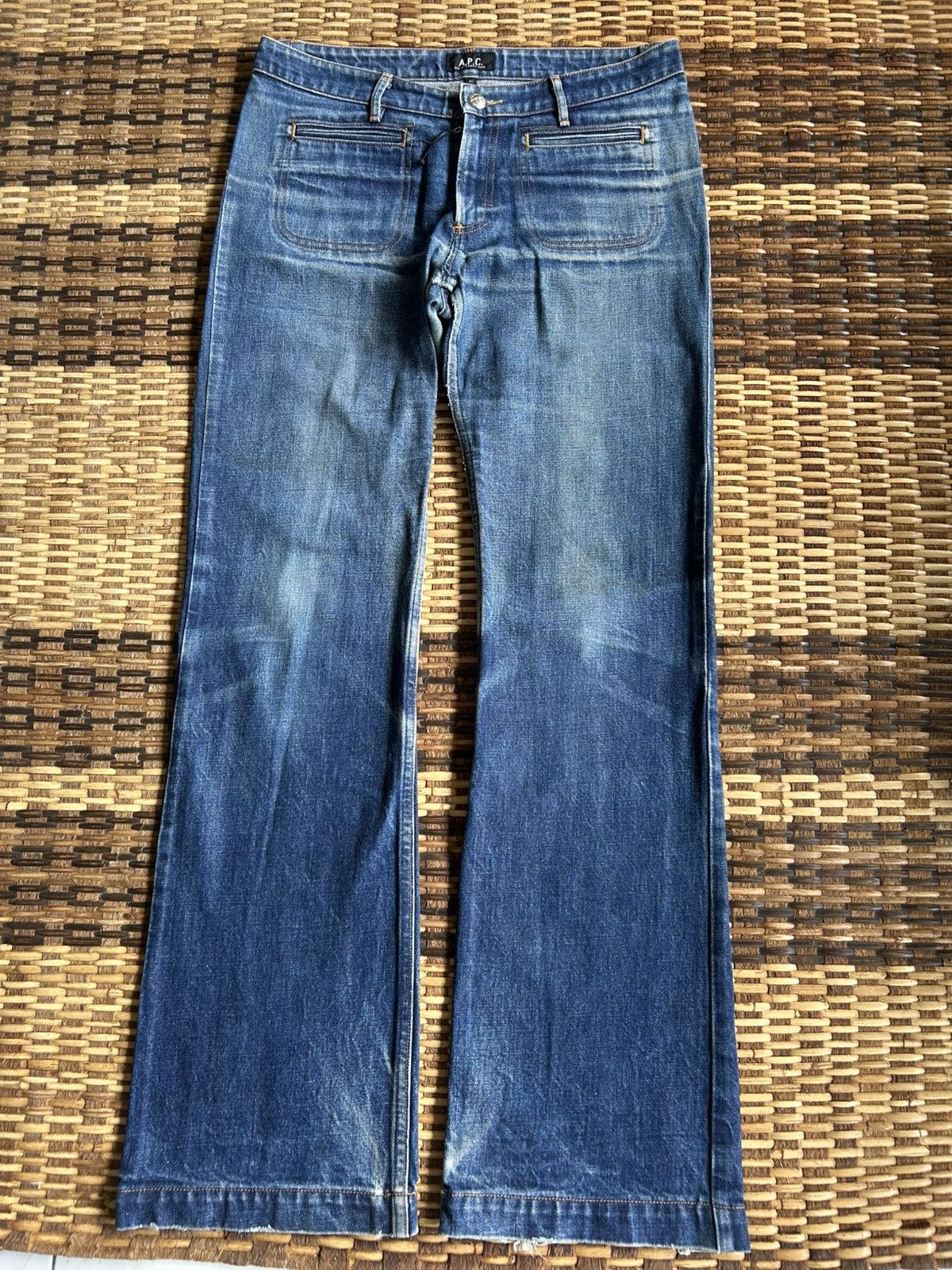 Japanese Brand × Kapital × Vintage Flare A.P.C Mudwash Denim Jeans Size US 32 / EU 48 - 4 Thumbnail