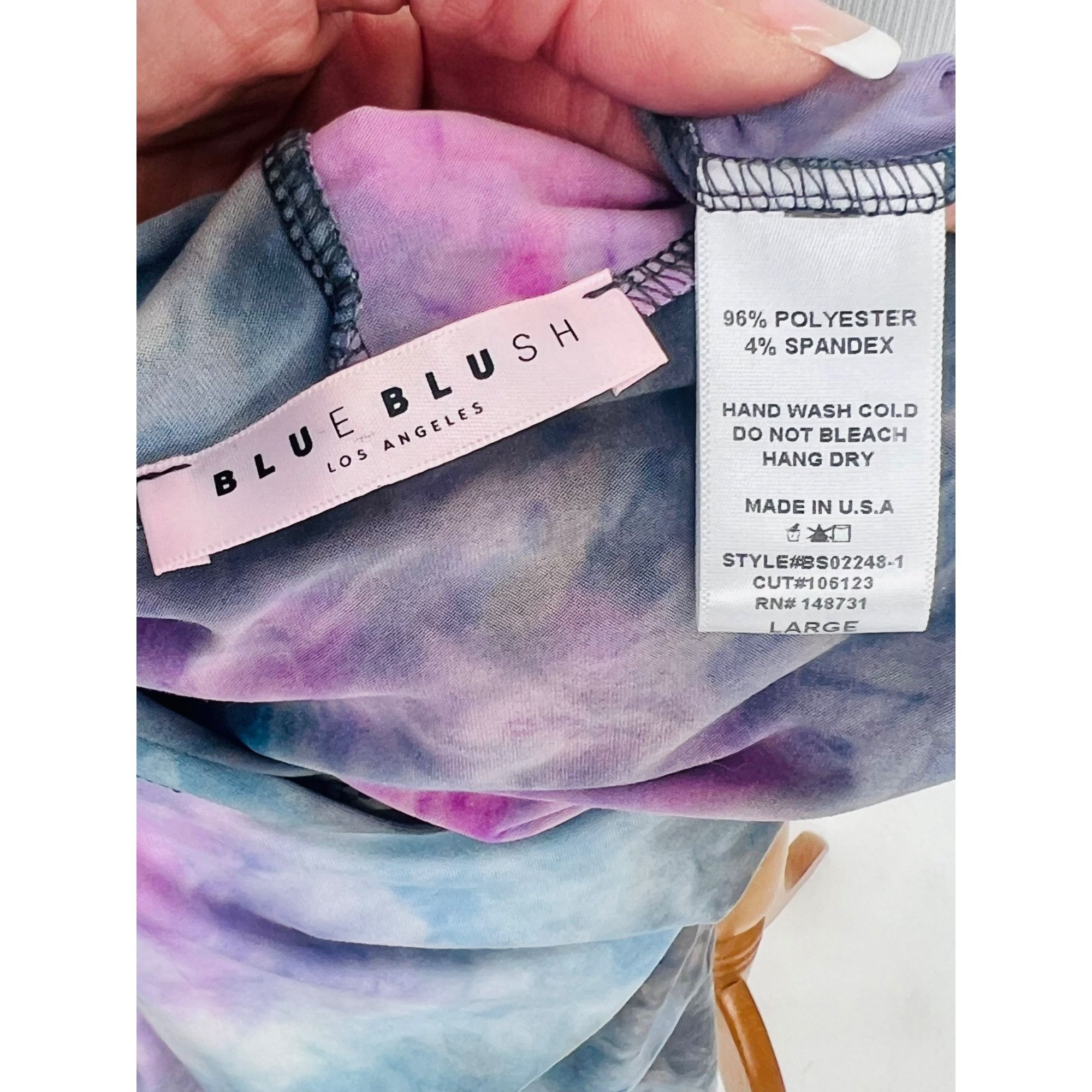 Other NWT Tie Dye Cropped Hoodie & Shorts 2 Piece Set | Athleisure Size L / US 10 / IT 46 - 18 Thumbnail