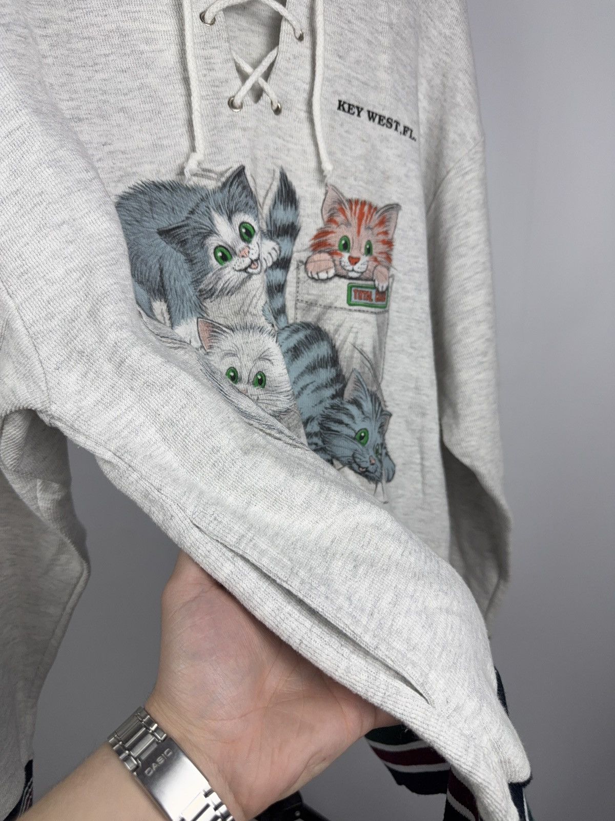 Vintage Vintage 1996 Cat Graphic Hoodie Key West Lace Up 90s Style Size US M / EU 48-50 / 2 - 13 Thumbnail