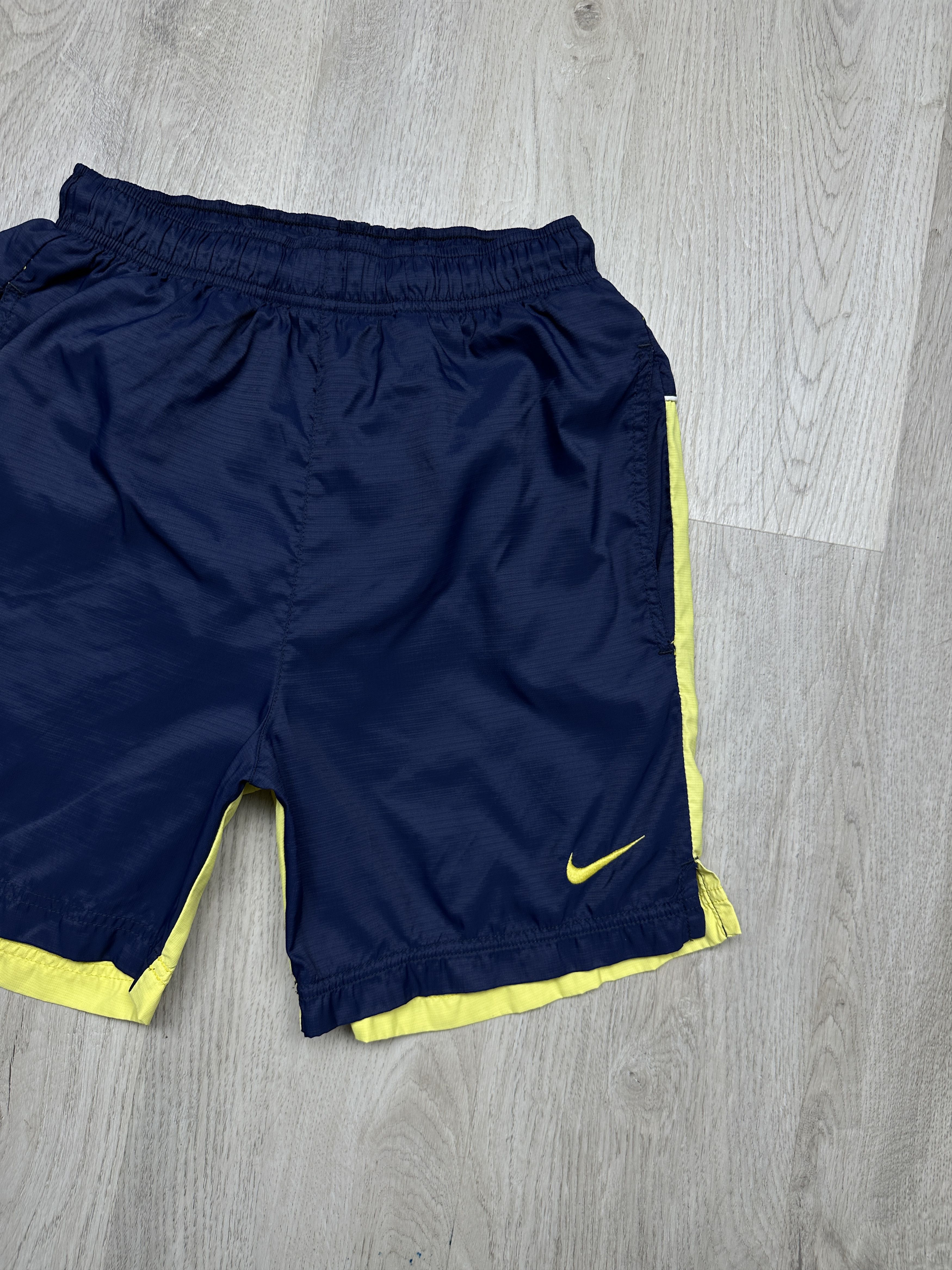Nike Nike Vintage Mens Nylon Shorts Size US 28 / EU 44 - 6 Thumbnail