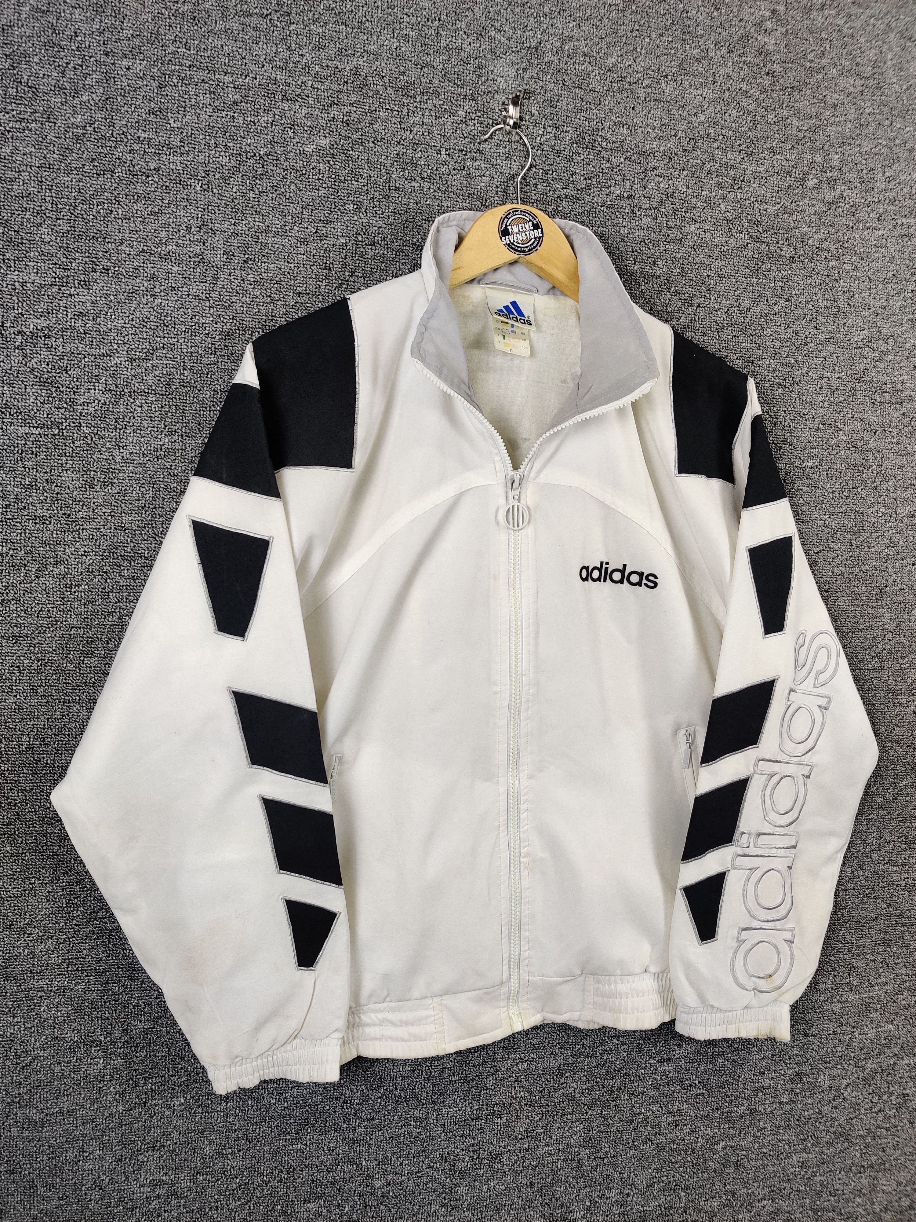 Adidas Vintage 90's Adidas Windbreaker Light Jacket Size US S / EU 44-46 / 1 - 6 Thumbnail