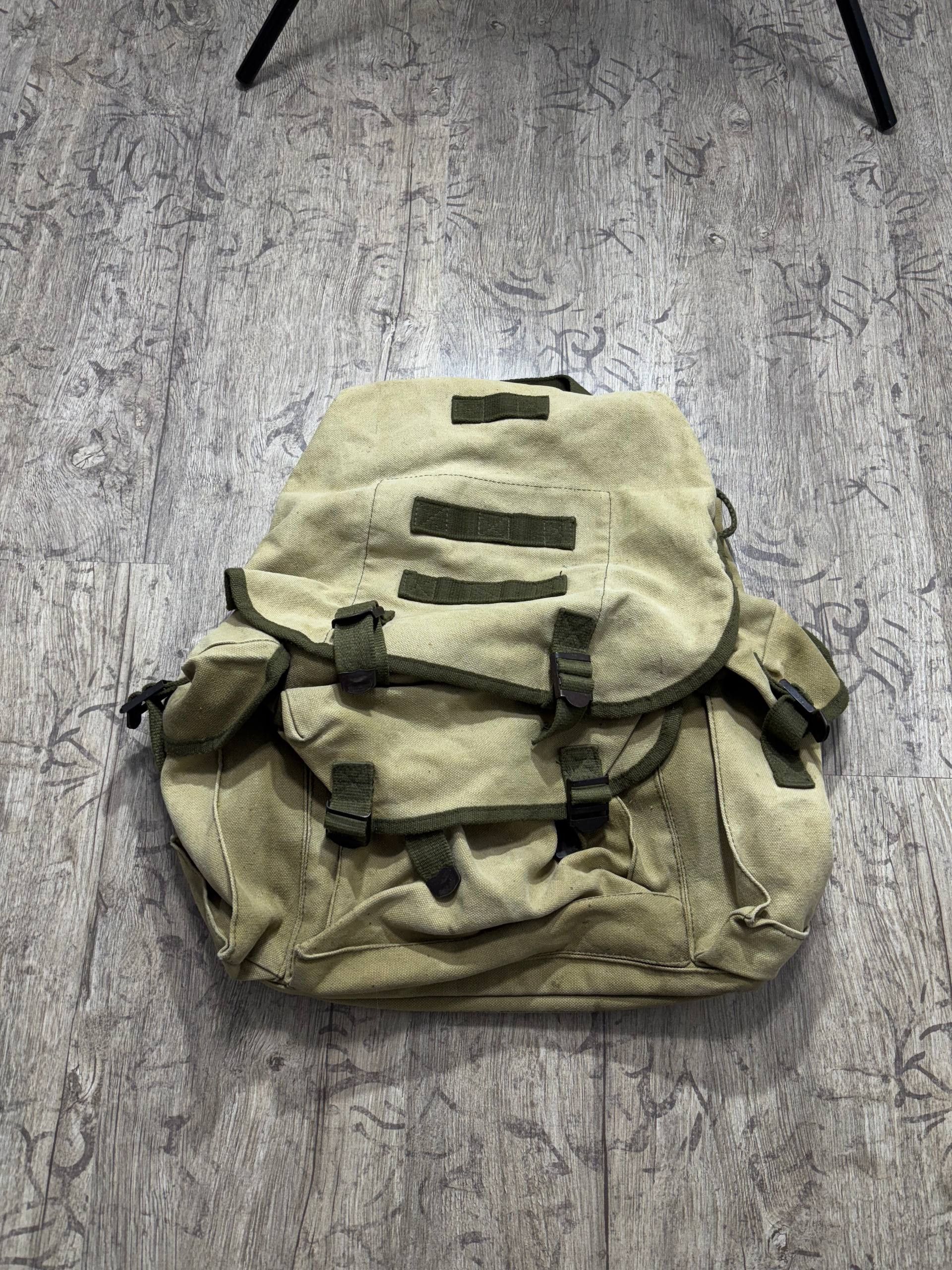 Diesel VTG DIESEL CARGO MILITARY Y2K MULTIPOCKET SLING BAG BACKPACK Size ONE SIZE - 2 Thumbnail