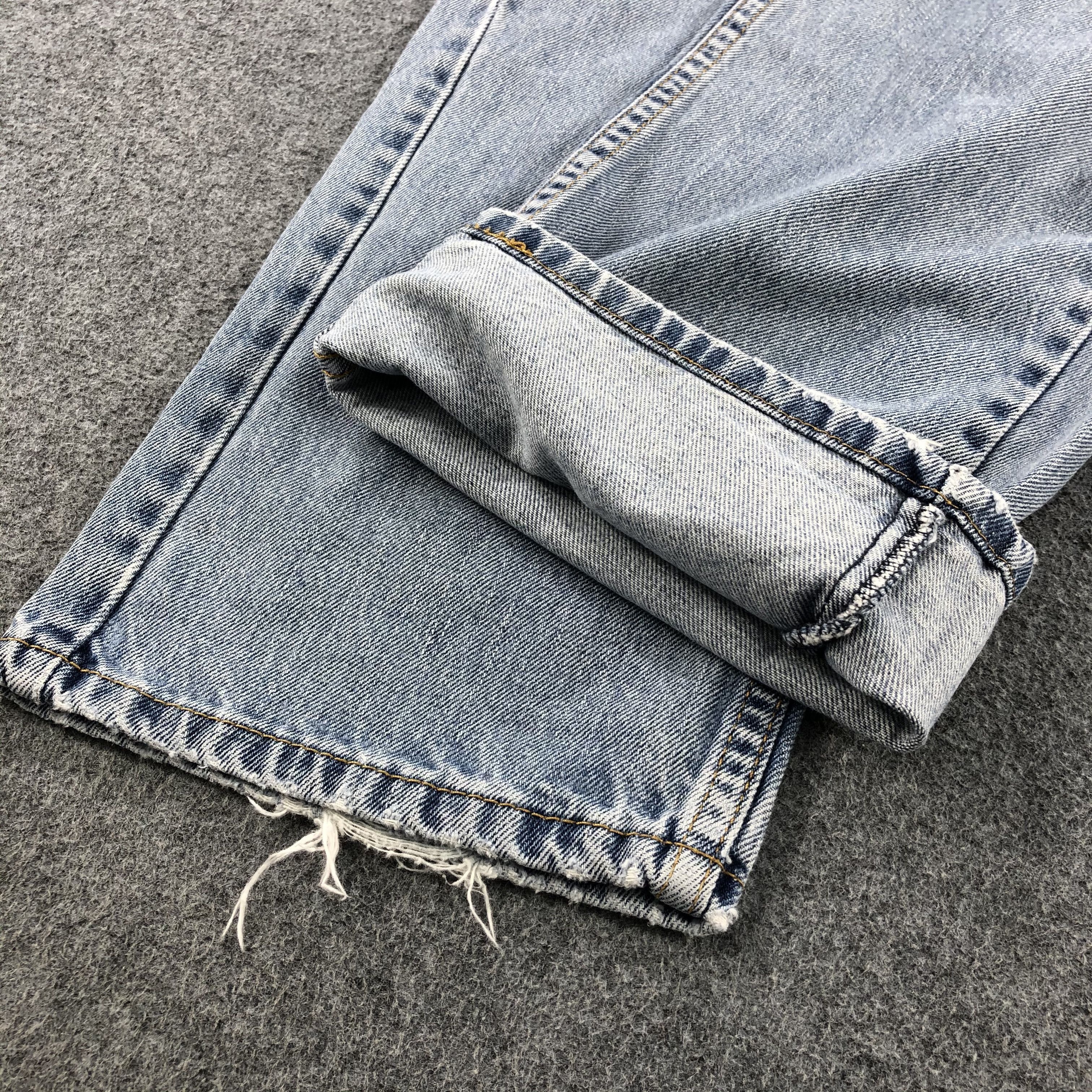 Levi's × Vintage Vintage Light Wash Levis 505 Jeans-JM1799 Size US 35 - 7 Thumbnail