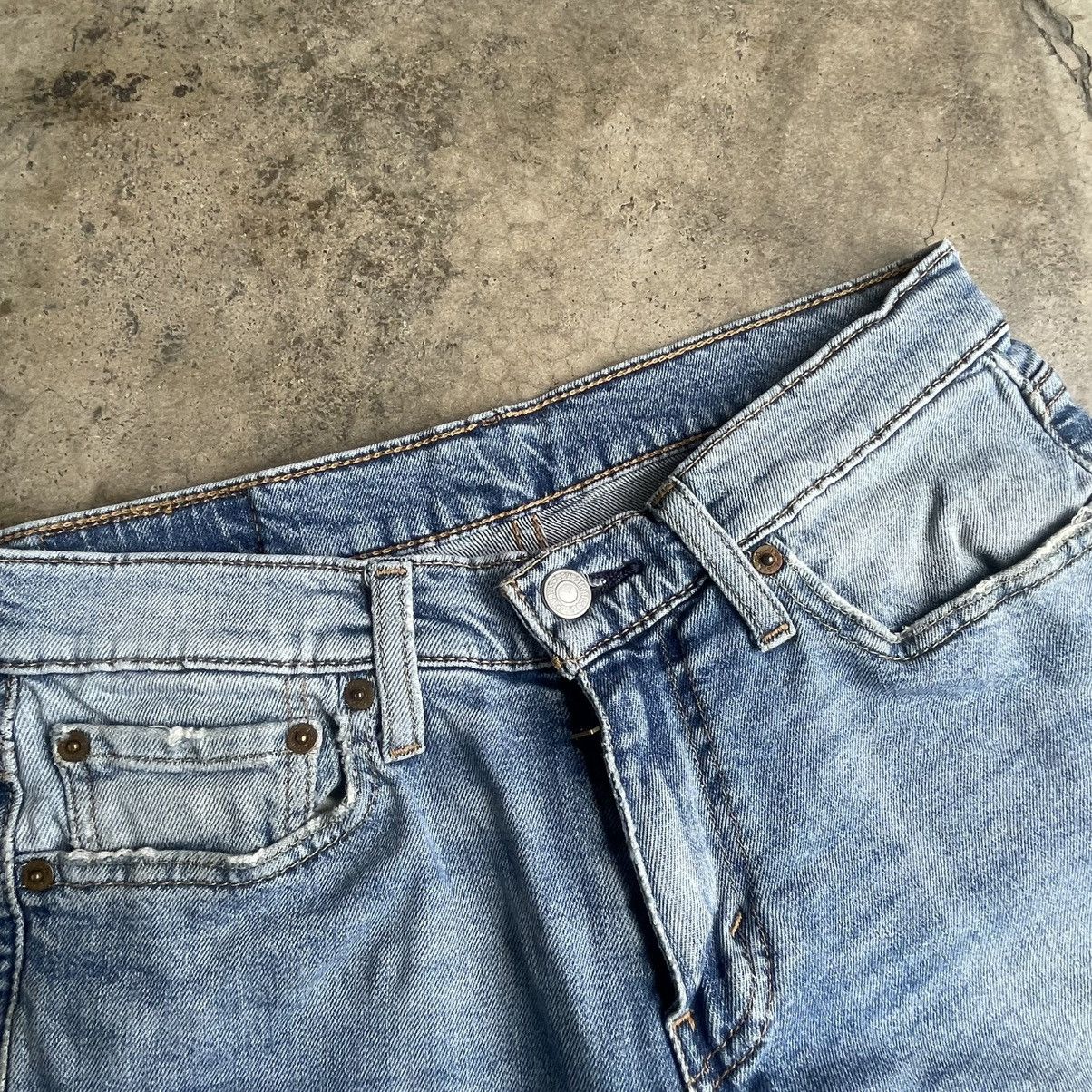 Levi's Vintage Clothing 🔥Vintage Levis 541 Stoned Washed Ripped Distress Denim Jeans Size US 29 - 8 Thumbnail