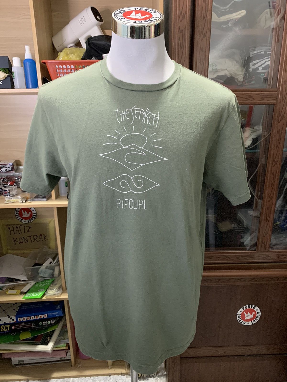 Japanese Brand Ripcurl Japan Tee Shirt Size US L / EU 52-54 / 3 - 1 Thumbnail