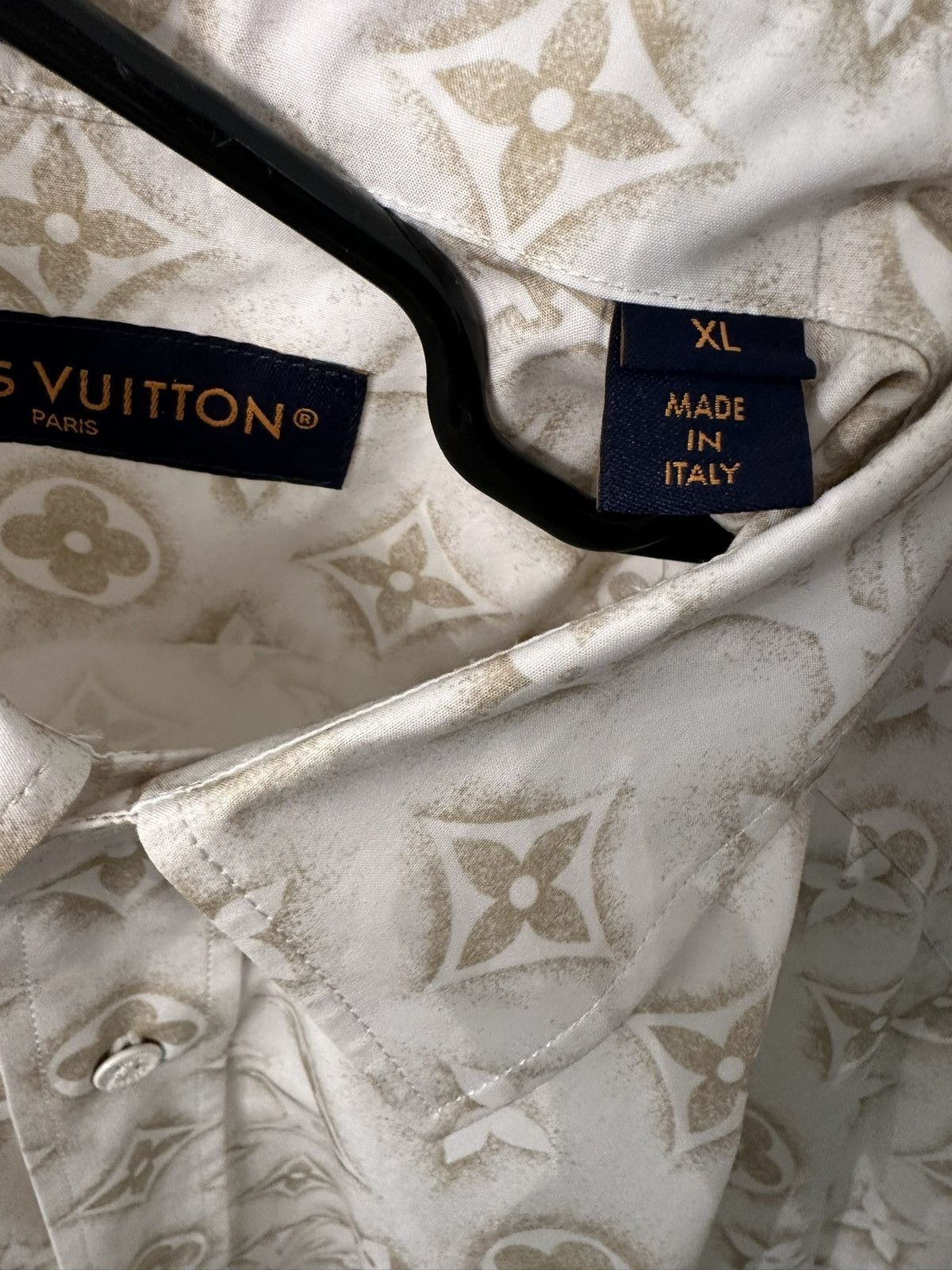 Louis Vuitton Men's Louis Vuitton Monogram Button Up Size US XL / EU 56 / 4 - 4 Thumbnail