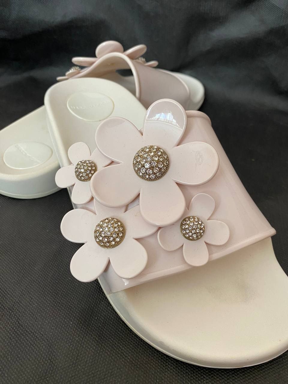 Marc Jacobs Marc Jacobs Daisy Pave Aqua Slide Size 38 Size US 8 / IT 38 - 12 Thumbnail